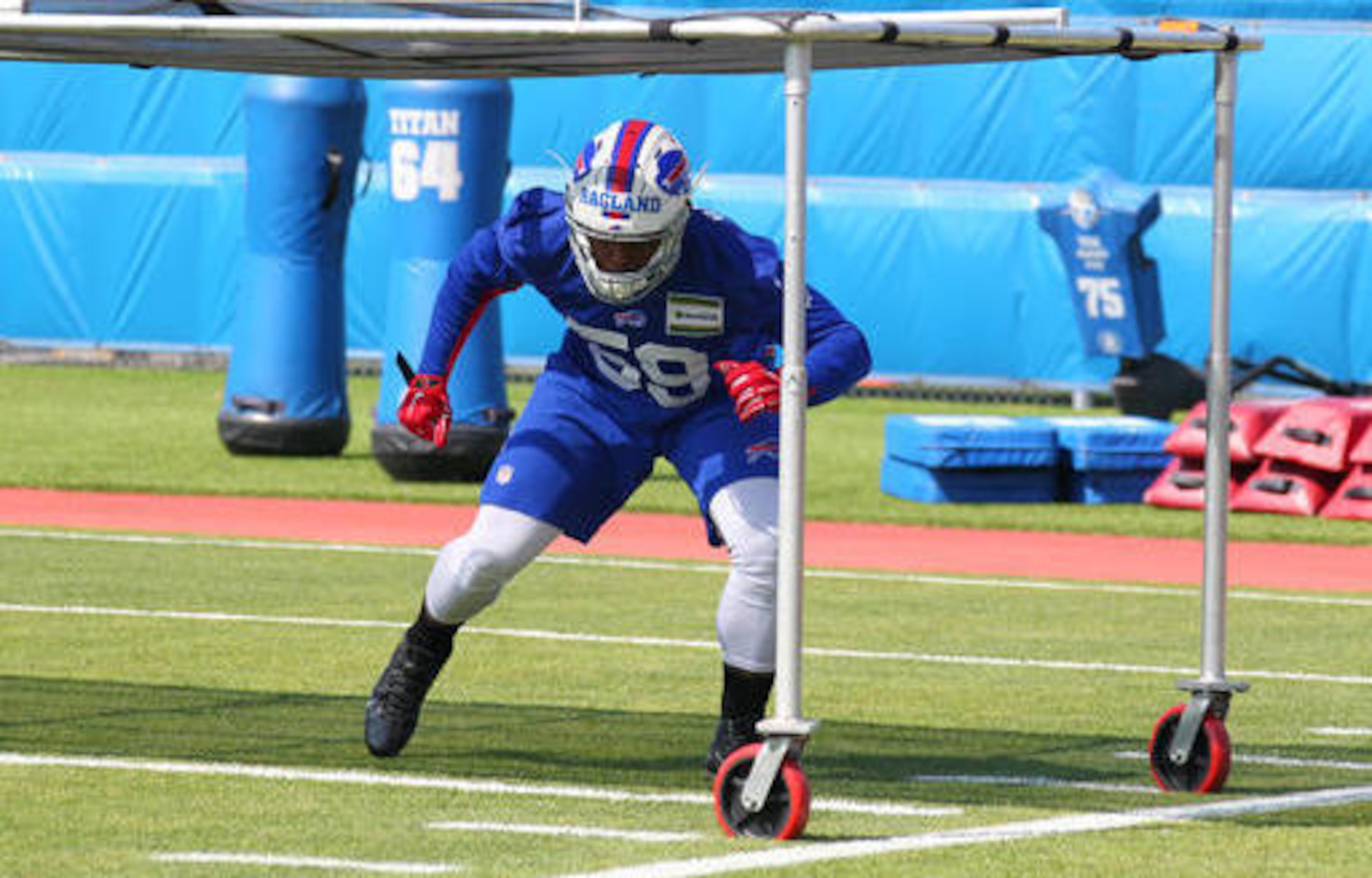 Rookie linebacker Reggie Ragland can be a force in the middle of the Buffalo defense. Rookie linebacker Reggie Ragland can be a force in the middle of the Buffalo defense.