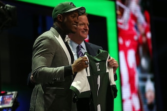 Former Ohio State star Darron Lee should have opportunities to shine in the Jets defense.