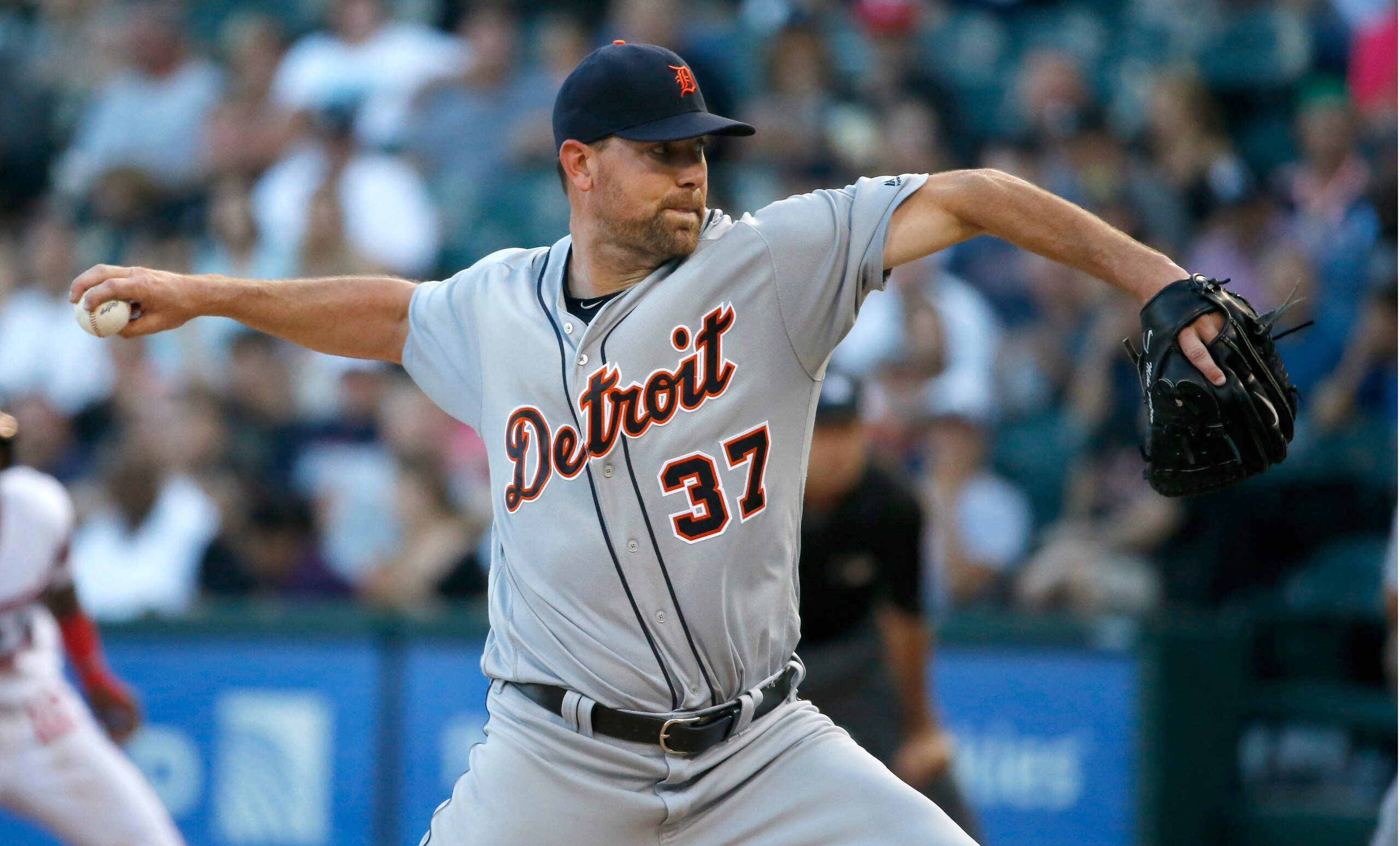 Mike Pelfrey has been woefully ineffective in Detroit this season.