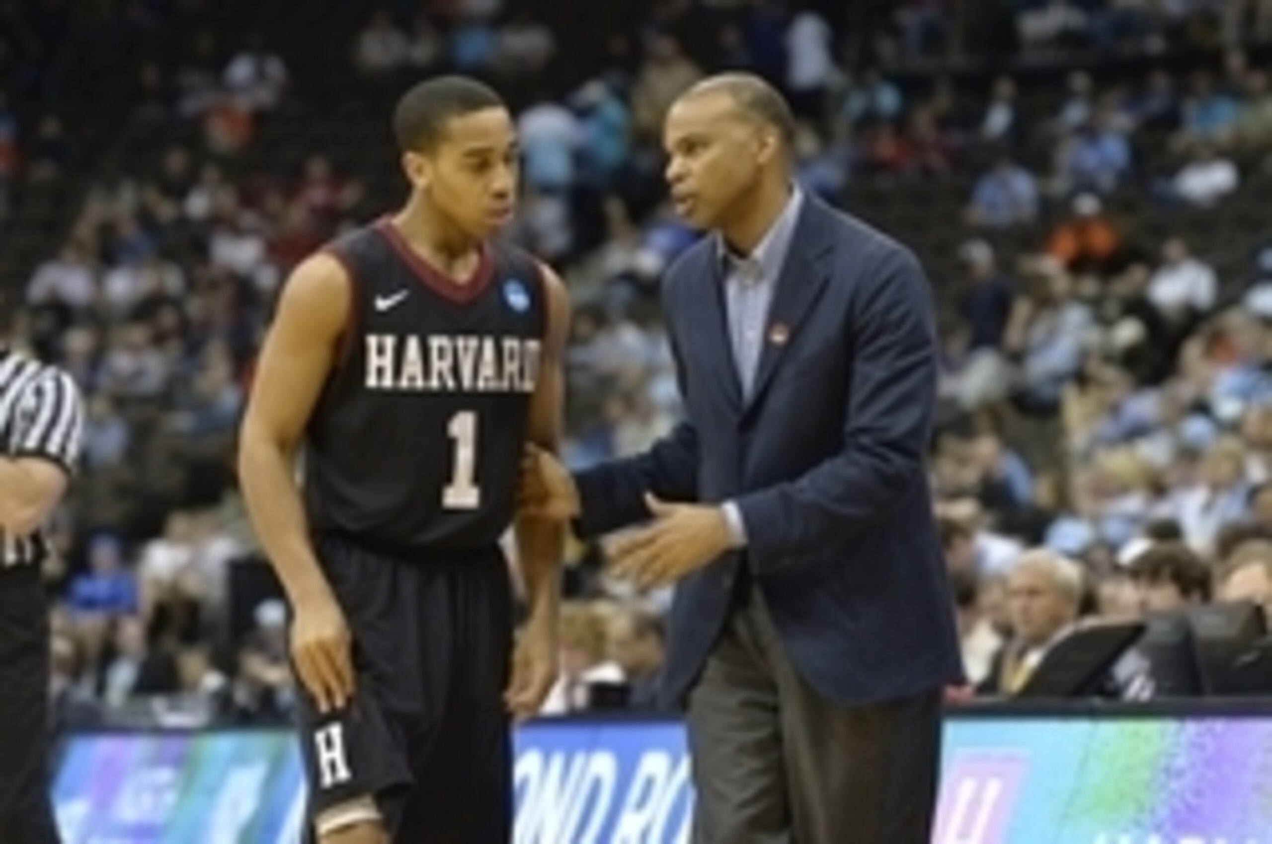Siyani Chambers (1) and Tommy Amaker