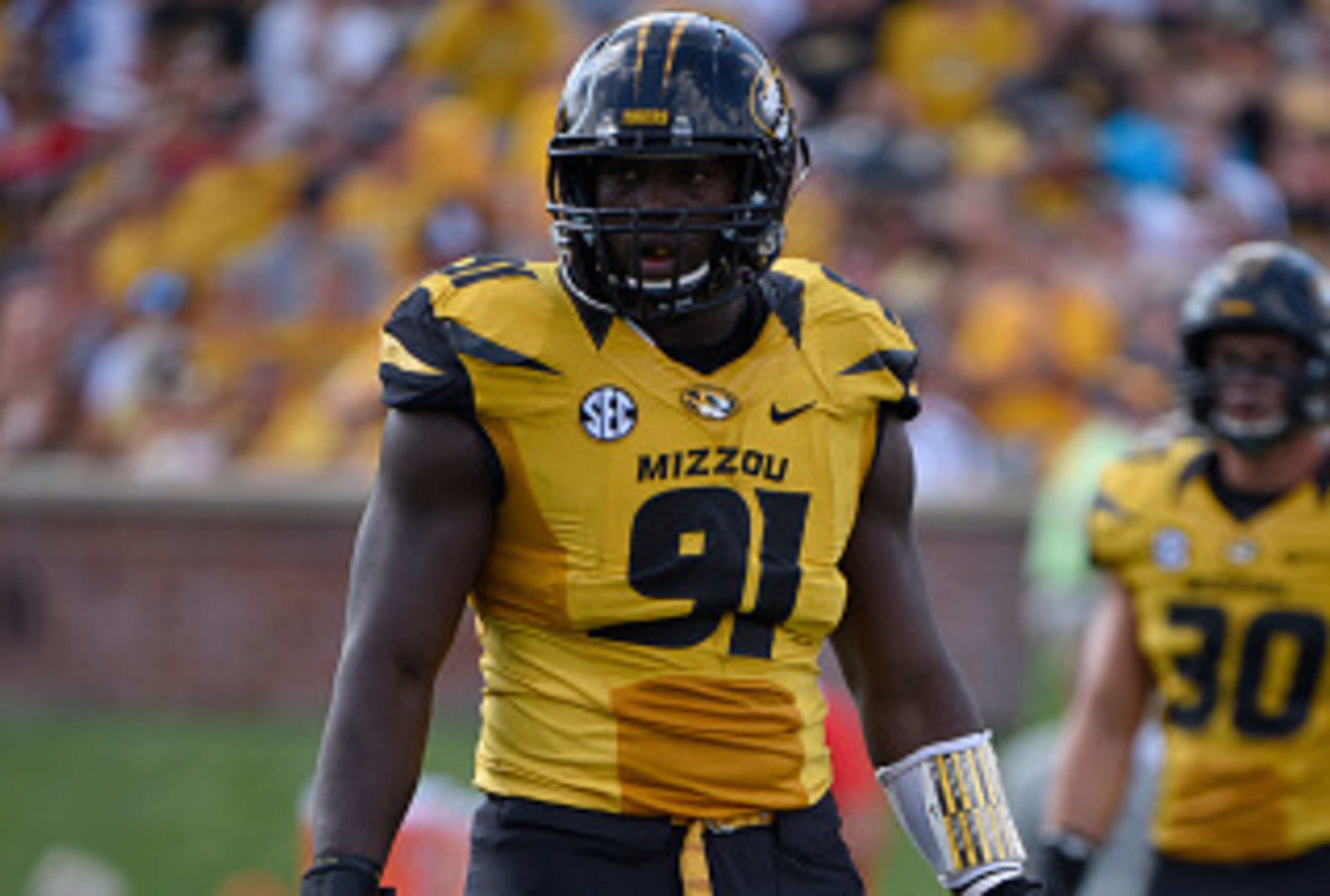 Missouri DL Charles Harris Missouri DL Charles Harris