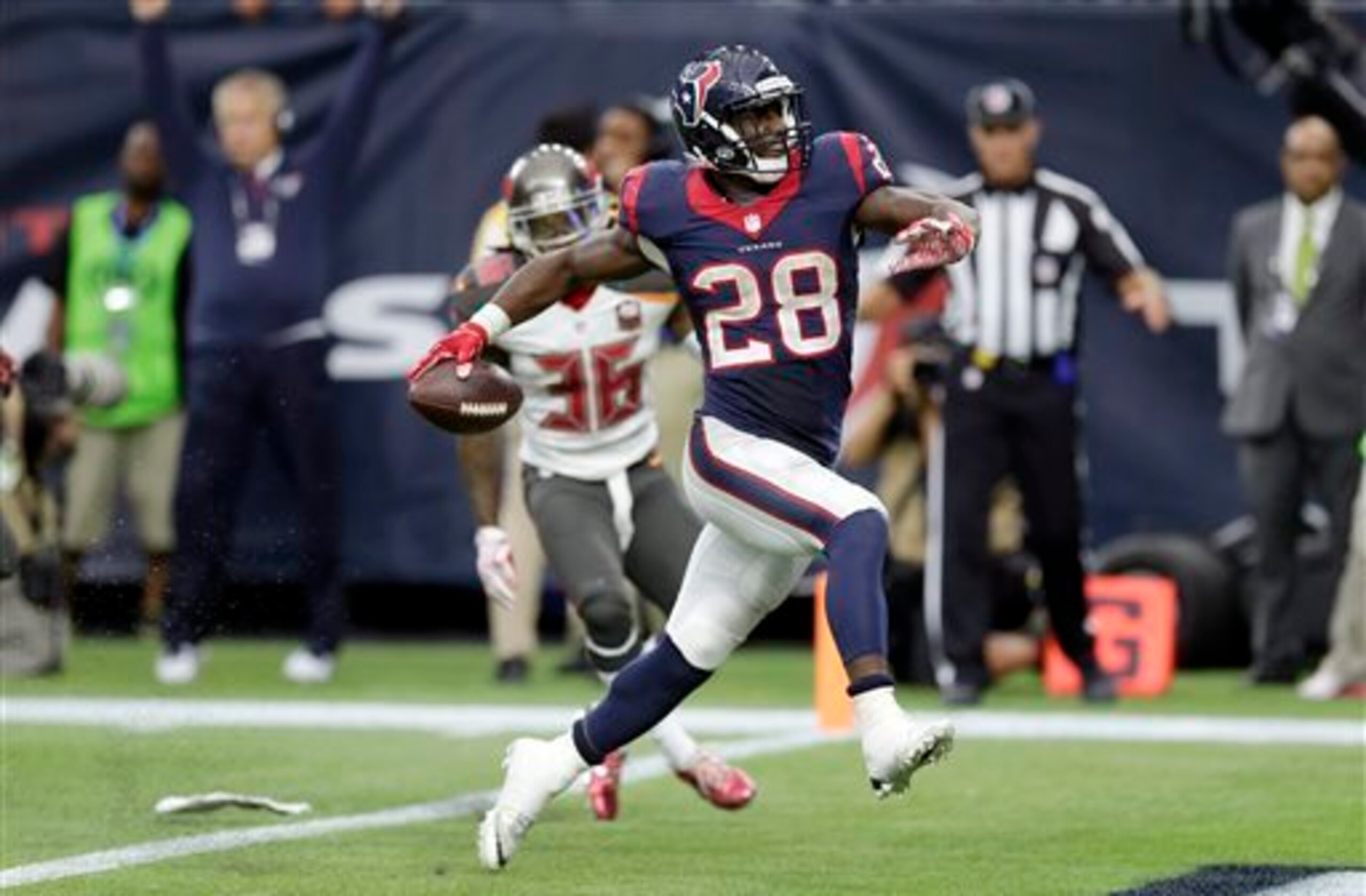 Texans running back Alfred Blue rushed for nearly 700 yards last season.