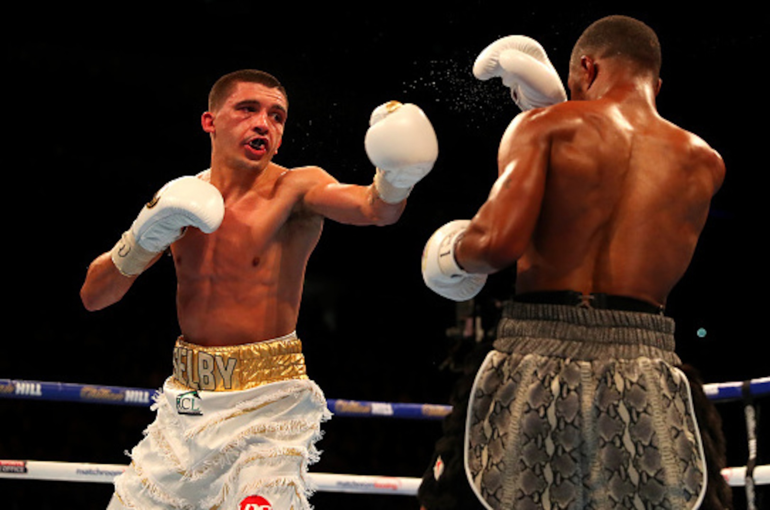 Lee Selby had to climb off the canvas to beat Eric Hunter.