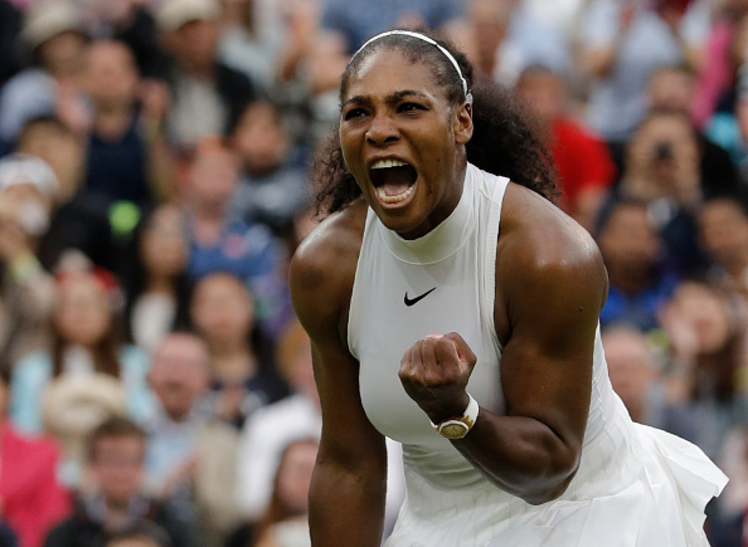 Williams will look to overpower Vesnina in their semifinal matchup.