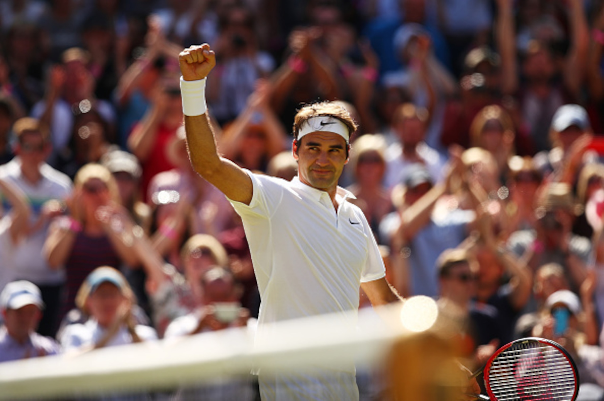 A third consecutive Wimbledon final is within Federer's grasp.