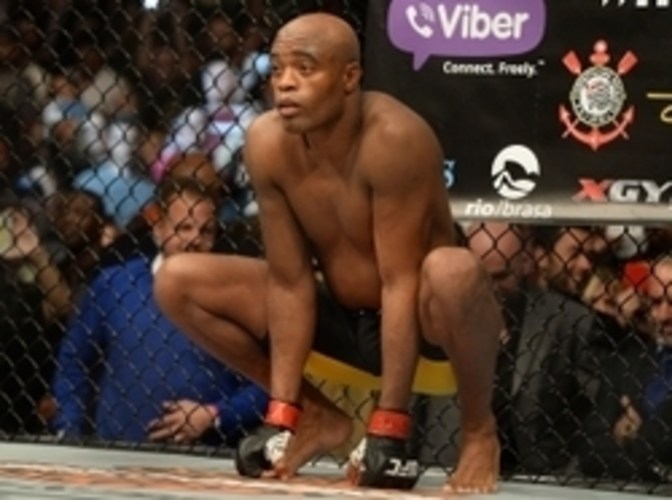 Anderson Silva stepped in to face Daniel Cormier at UFC 200 Saturday.
