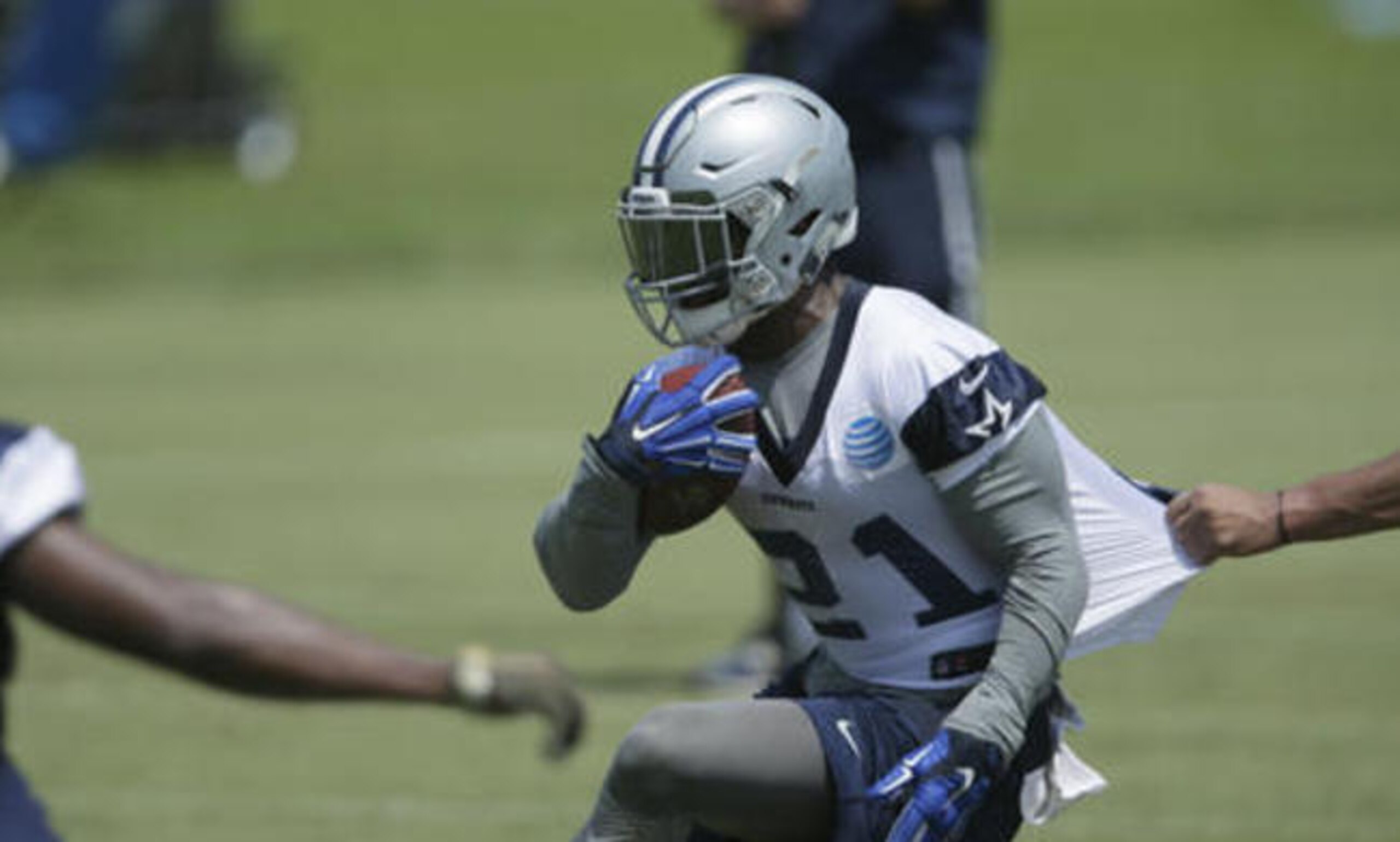 Rookie running back Ezekiel Elliott is expected to lead Dallas' revamped rushing attack this season.