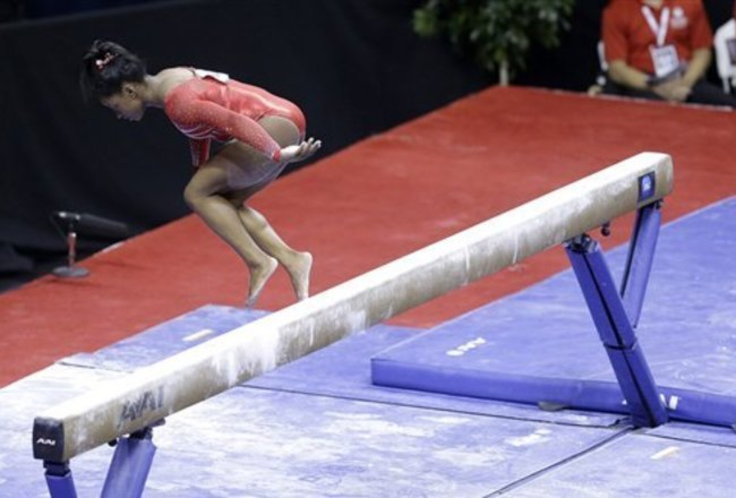 Simone Biles wasn't the only one to topple from the beam on Sunday.