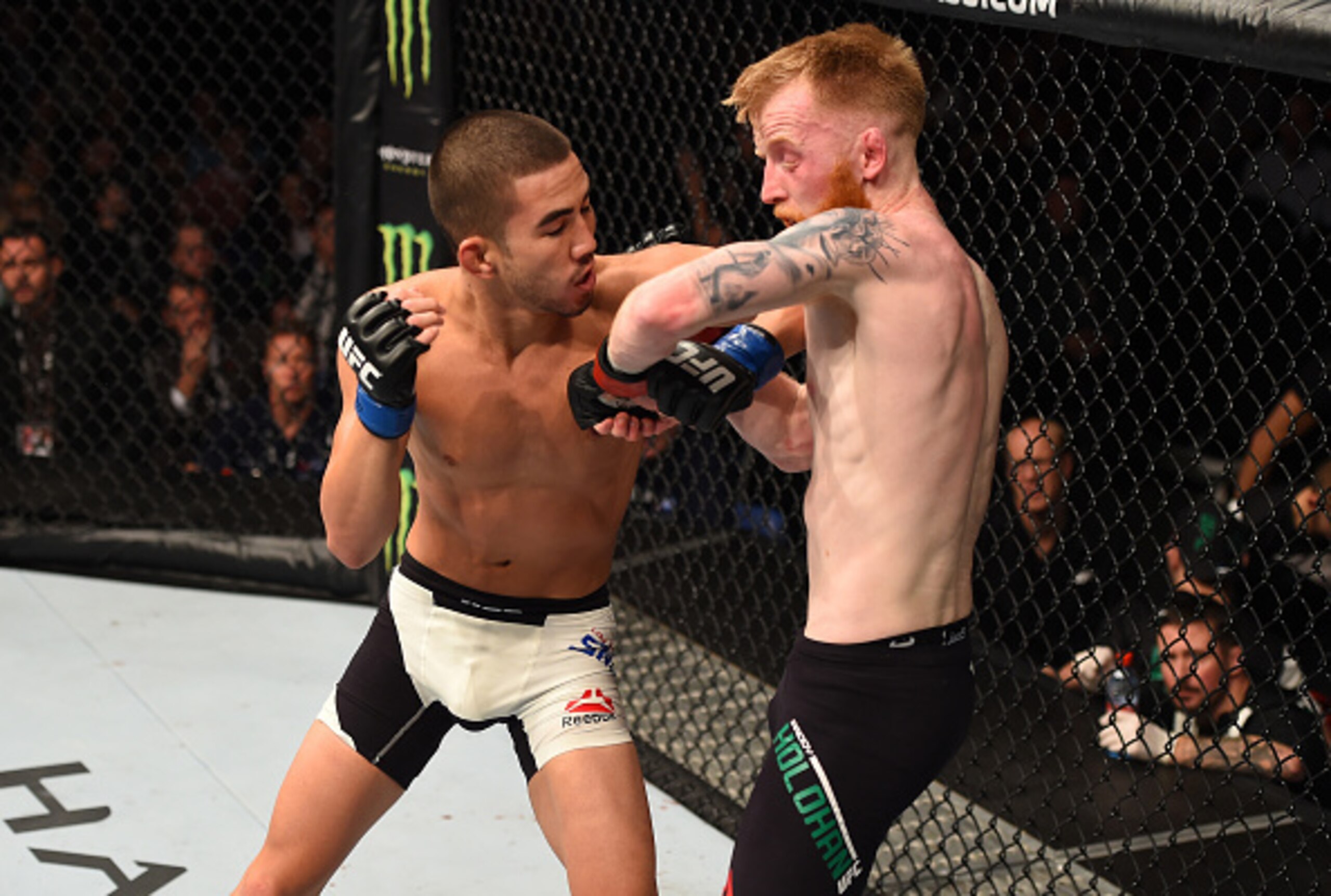 Louis Smolka vs. Patrick Holohan, October 2015