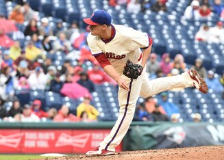 David Hernandez could fill out a contender's bullpen.