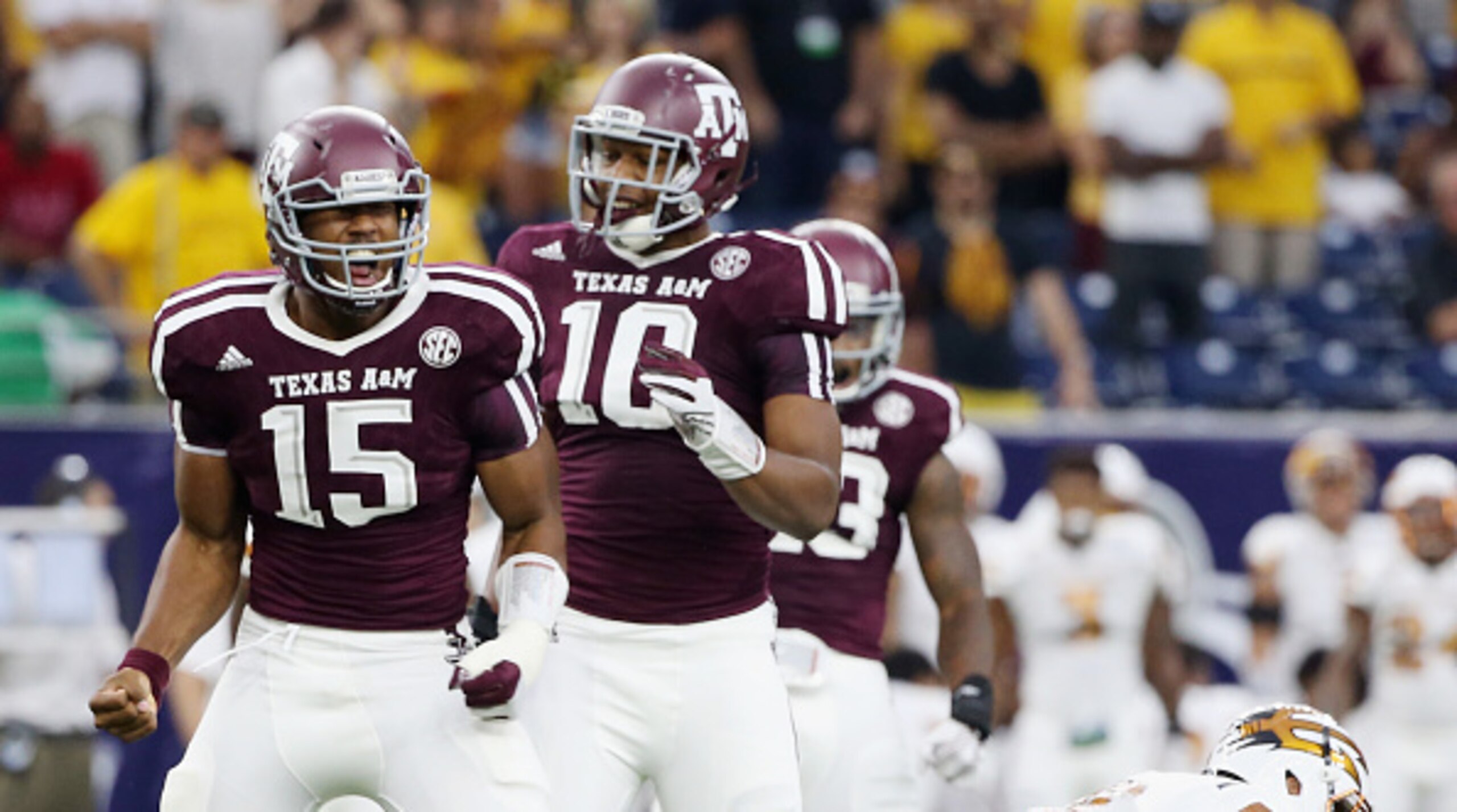 Texas A&M DEs Myles Garrett and Daeshon Hall