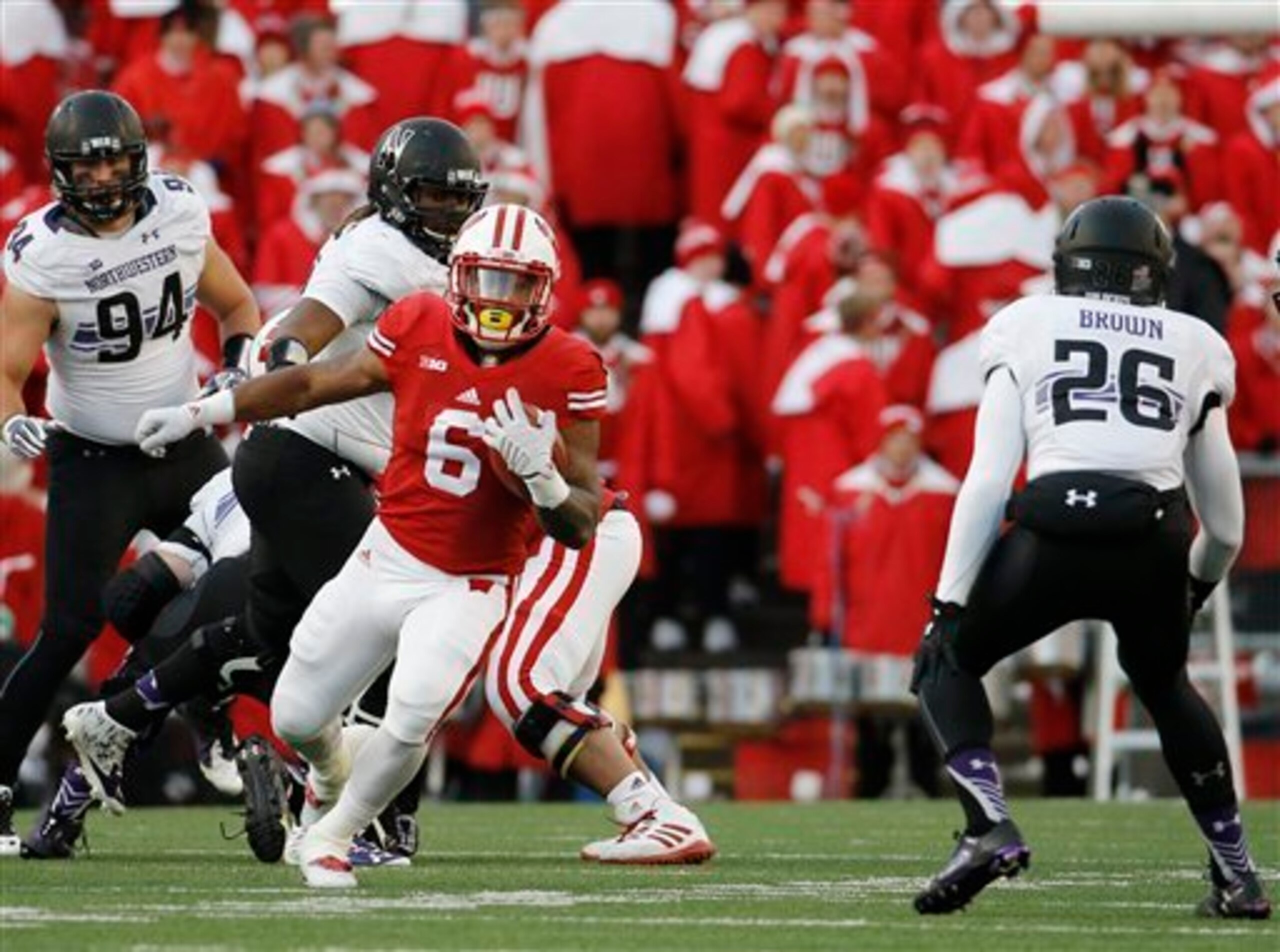 Can Corey Clement be the gamebreaking back Wisconsin needs? Can Corey Clement be the gamebreaking back Wisconsin needs?