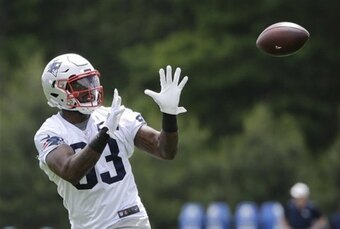 The addition of Martellus Bennett gives the Patriots another receiving threat.