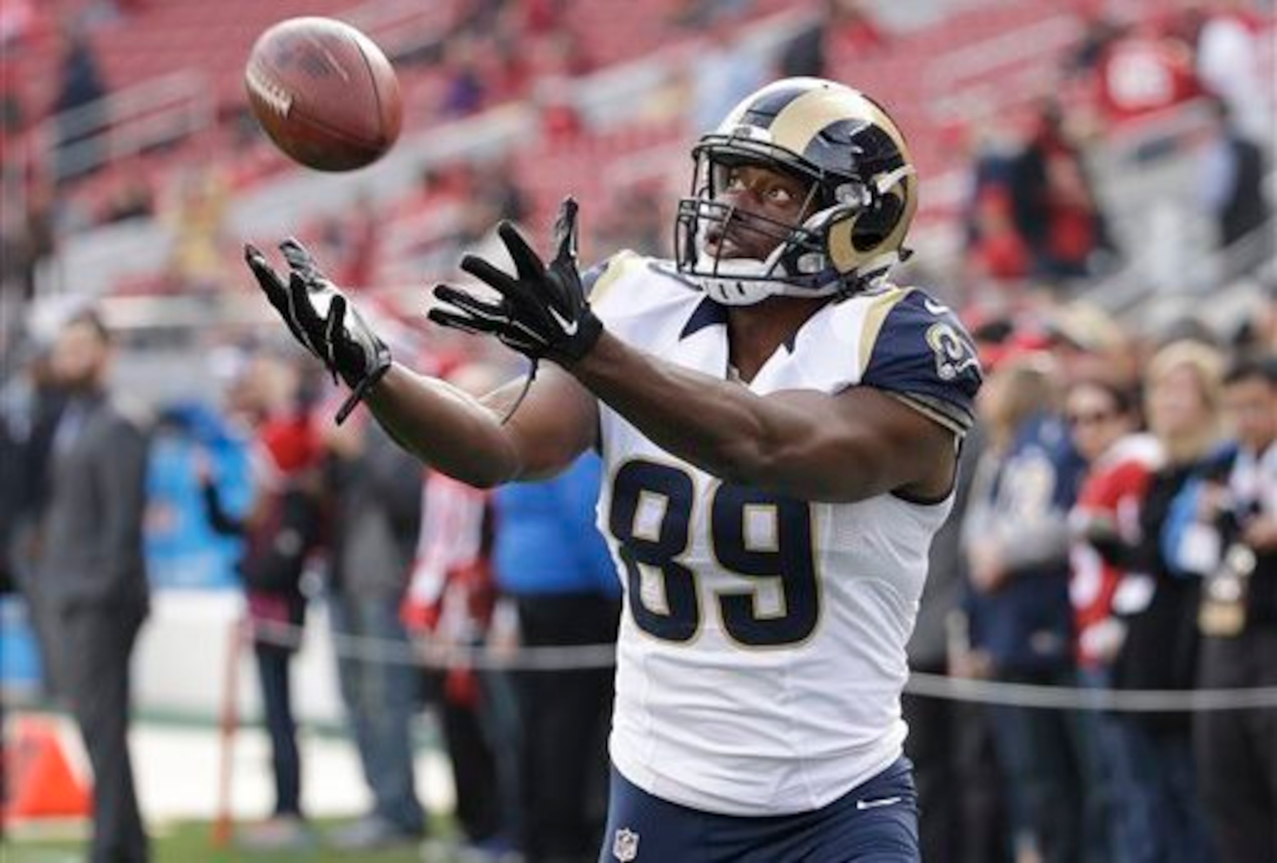 Former Rams TE Jared Cook will be catching passes from Aaron Rodgers this season.