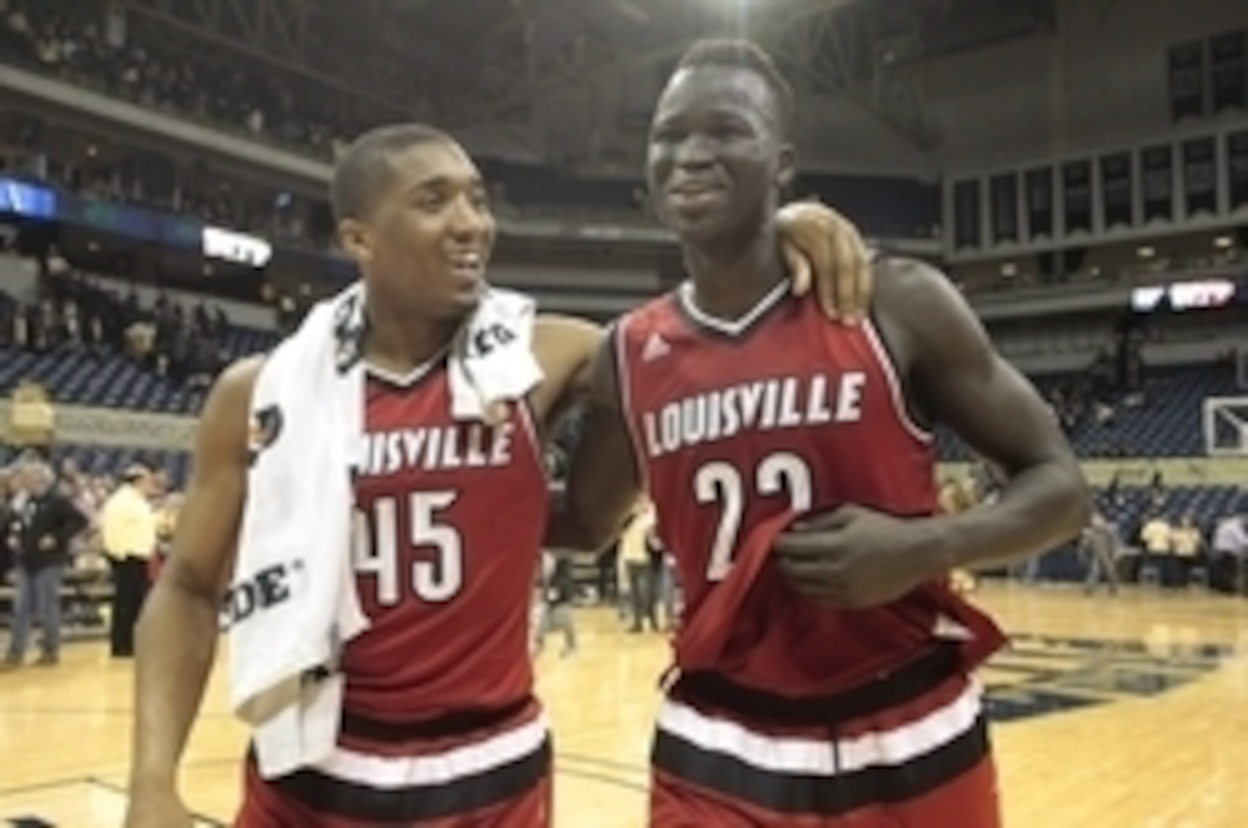 Donovan Mitchell (45) and Deng Adel (22)