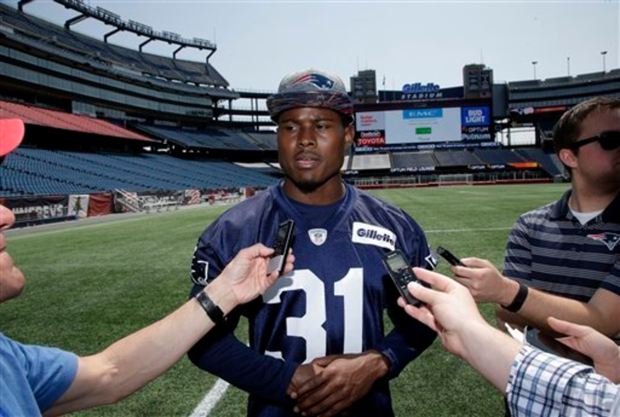 Rookie corner Jonathan Jones has a chance to stick with the Patriots as an UDFA.