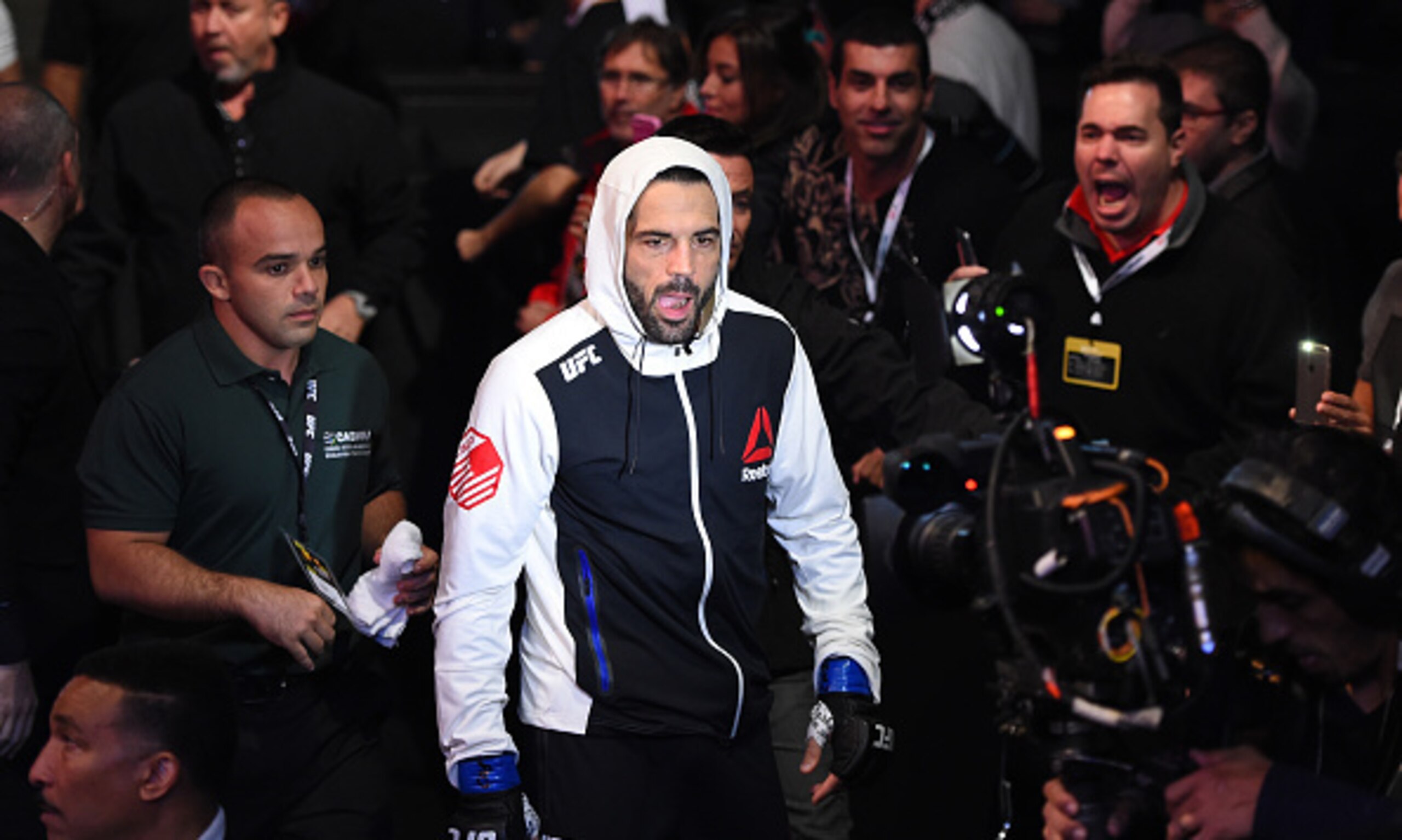 Matt Brown tries to get back on the winning track.
