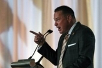 Tennessee head coach Butch Jones