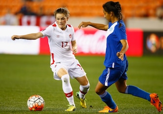 Jessie Fleming knows where she's going with the ball at her feet.