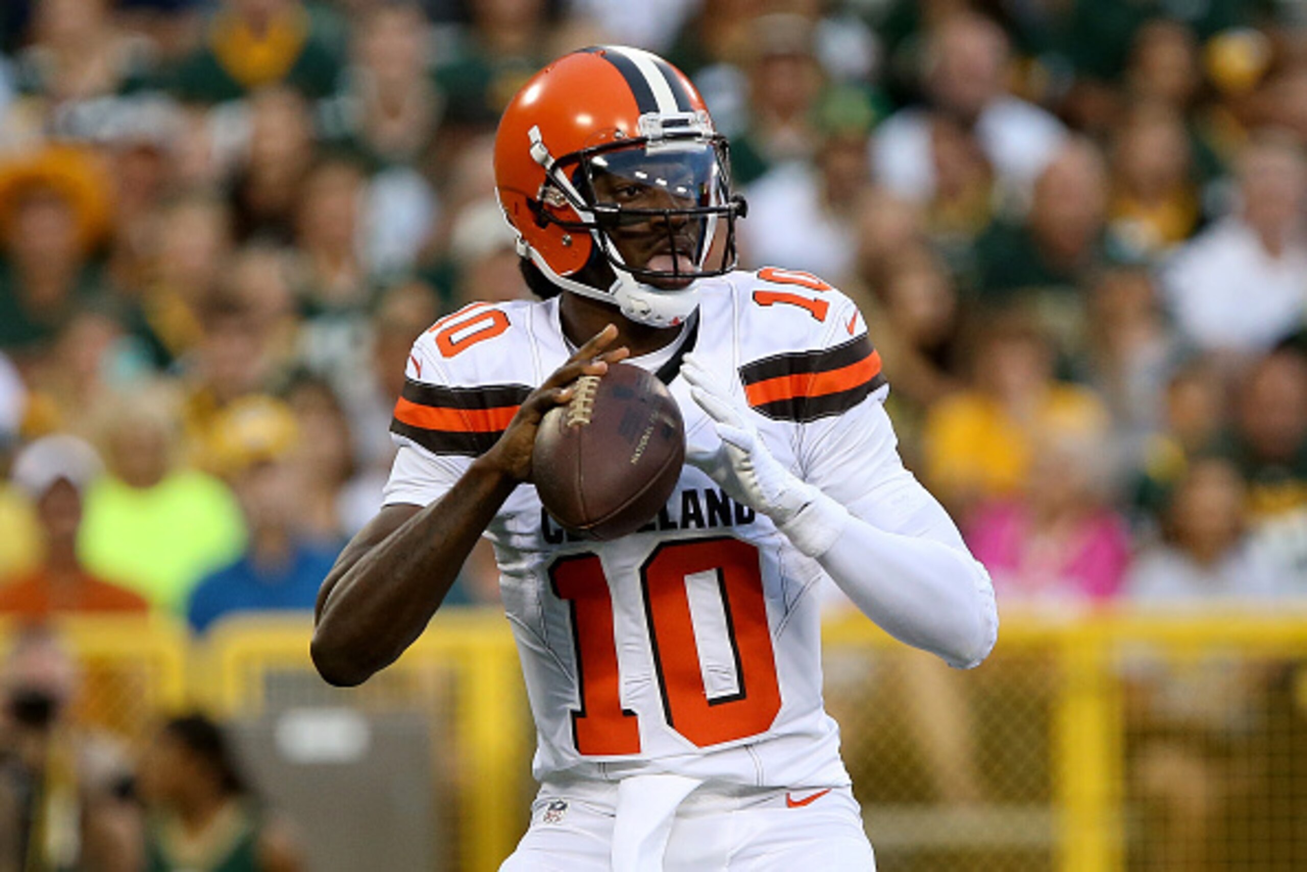 Robert Griffin has been named starting quarterback of the Browns.