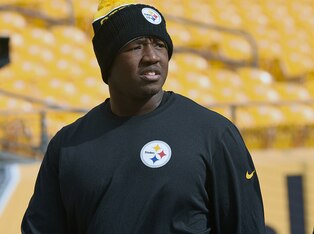 Former Steelers tackle Kelvin Beachum is still working his way back from injury in Jacksonville.