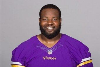 Can Andre Smith solidify the right side of the Vikings' line?