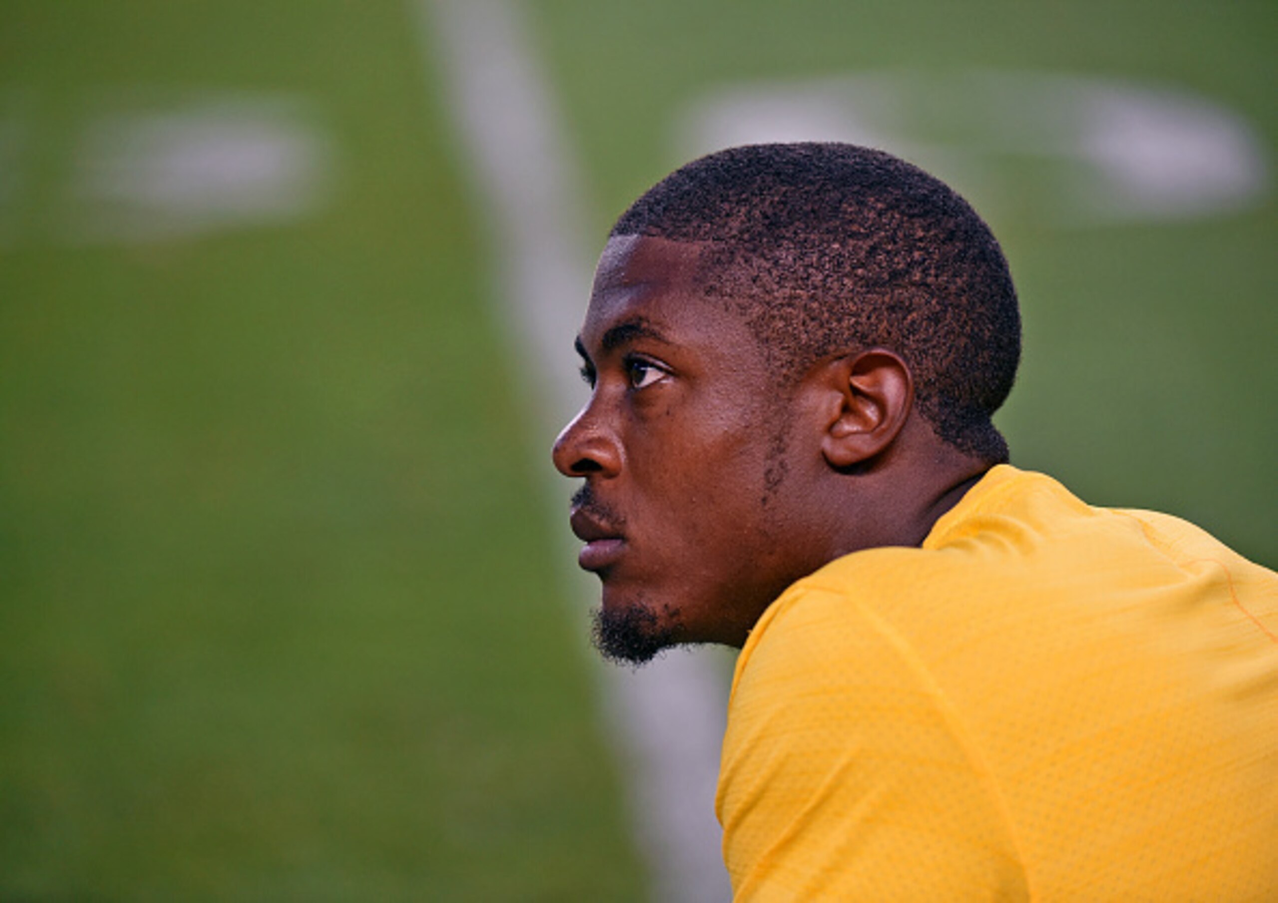 Injuries have caused Steelers rookie Artie Burns to miss some work this offseason.