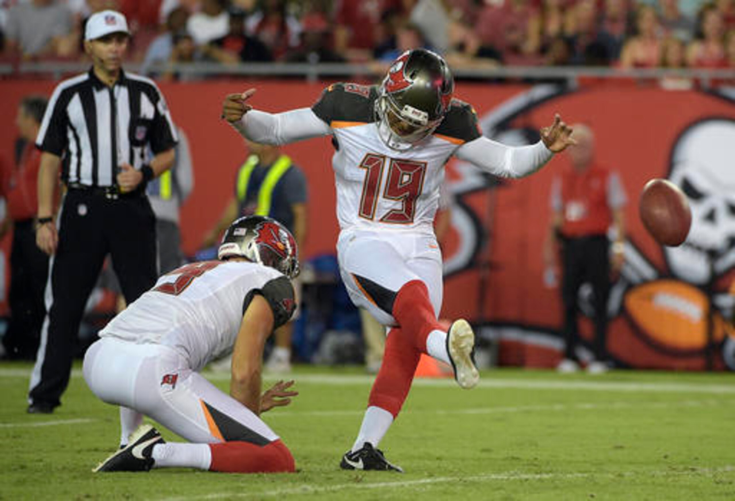 Rookie kicker Roberto Aguayo finally had a strong outing for the Buccaneers.