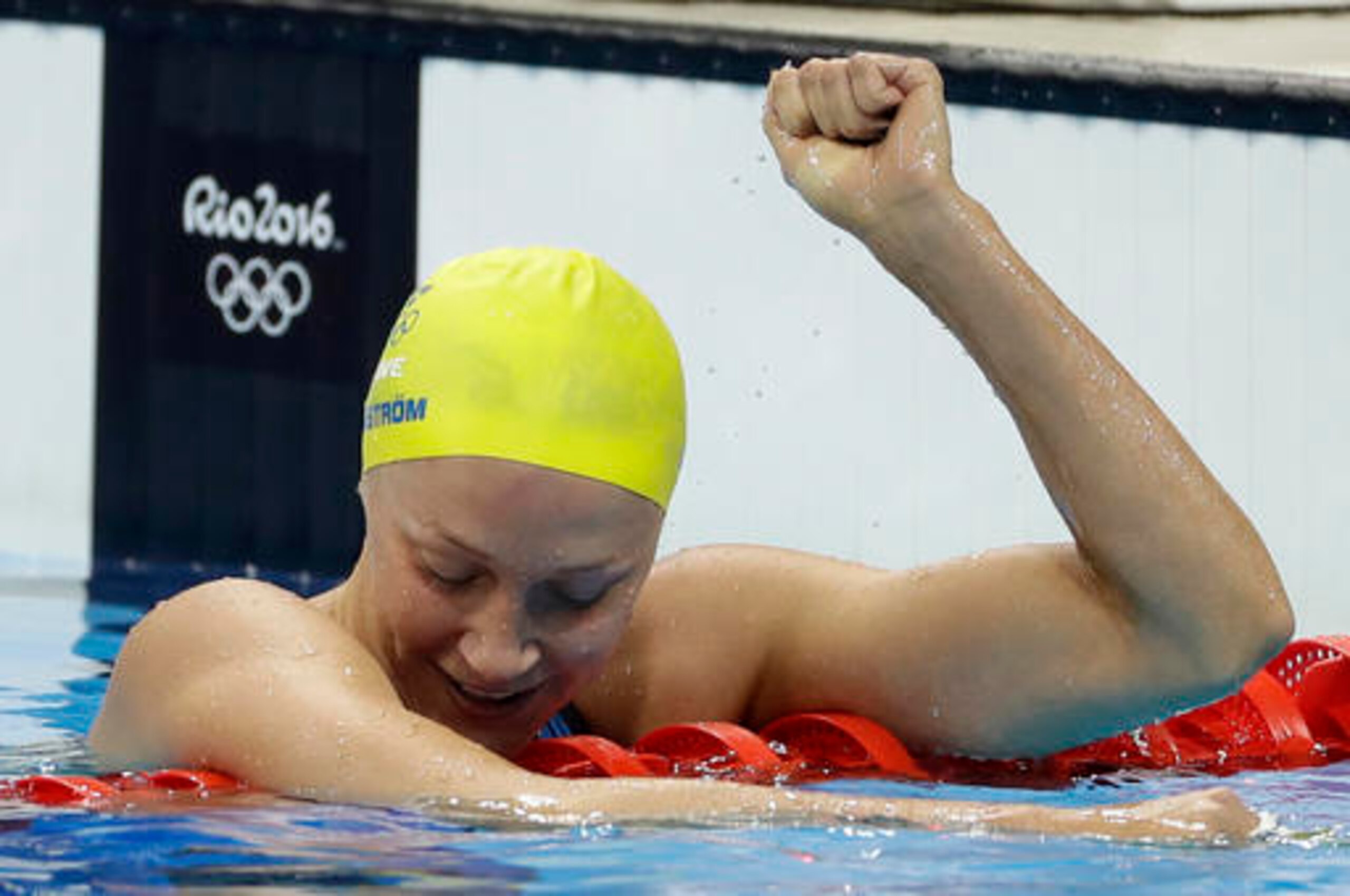 Keep an eye on Sweden's Sarah Sjostrom's lane.