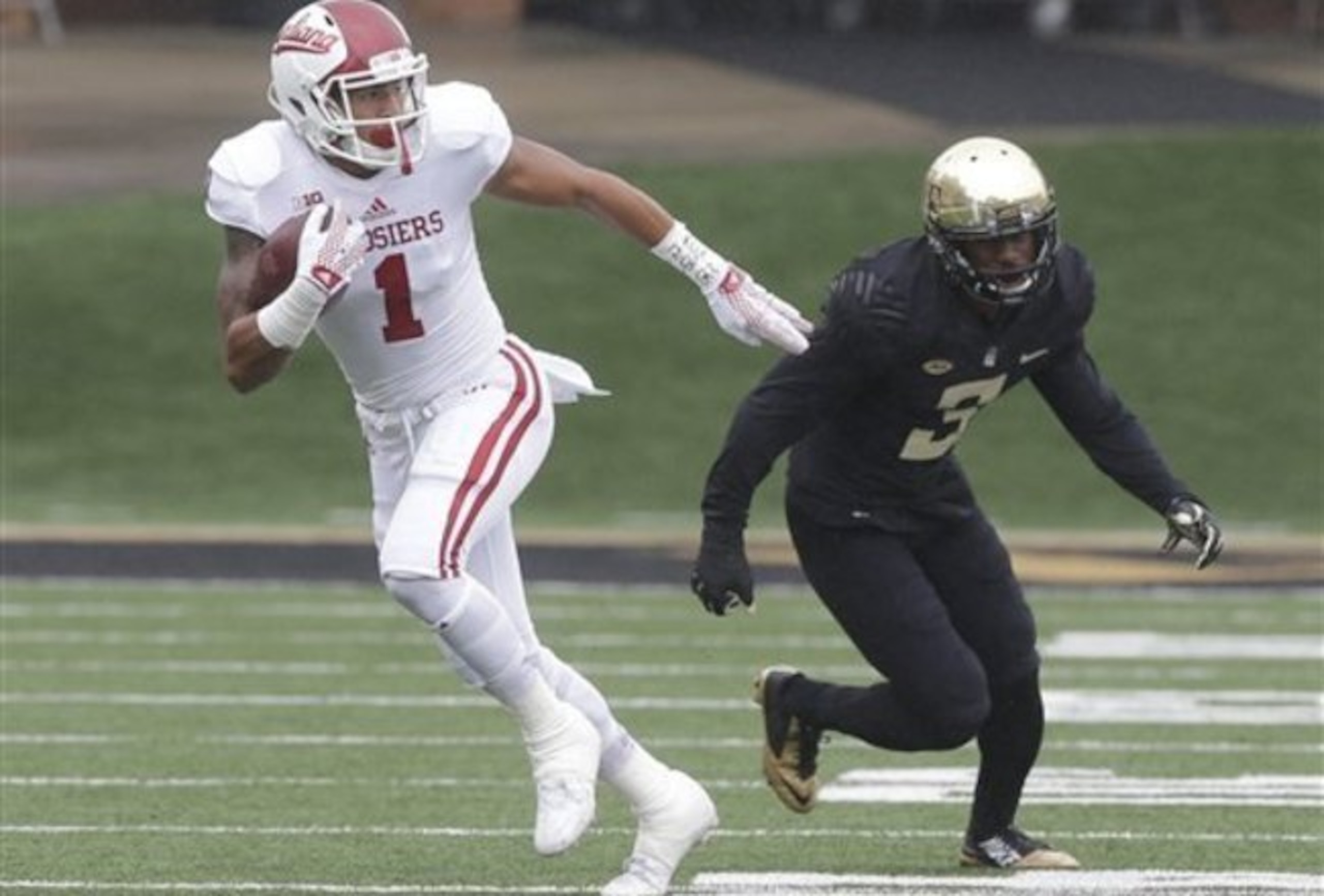 Simmie Cobbs will be a key force in the Indiana offense this fall.