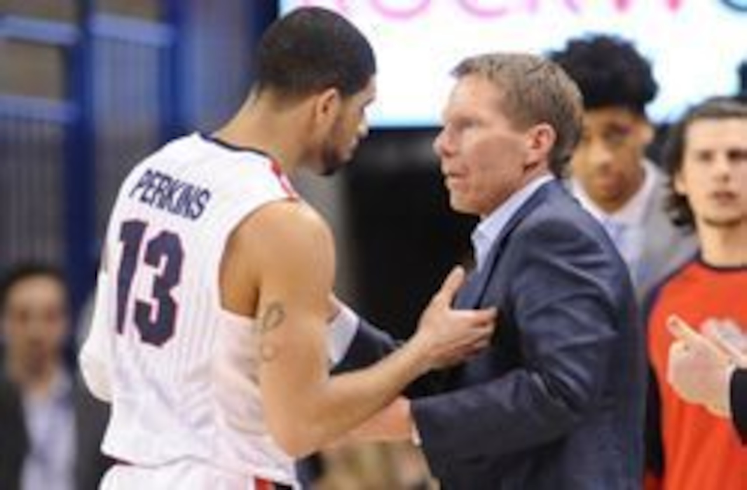 Josh Perkins (13) and Mark Few