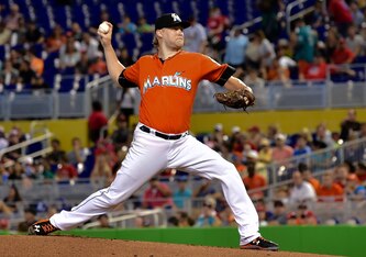 The Marlins are counting on Andrew Cashner to bolster the rotation.