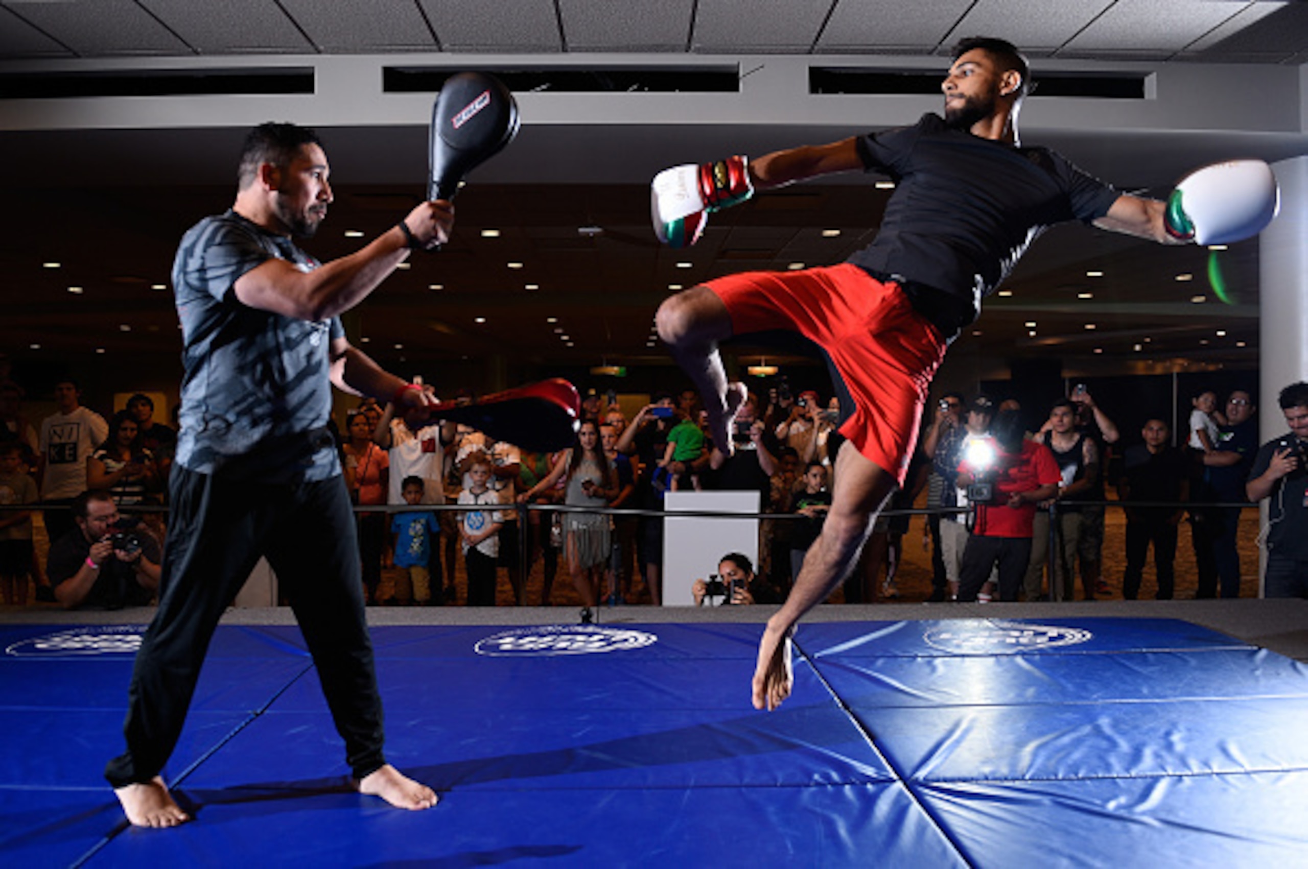 Yair Rodriguez Yair Rodriguez