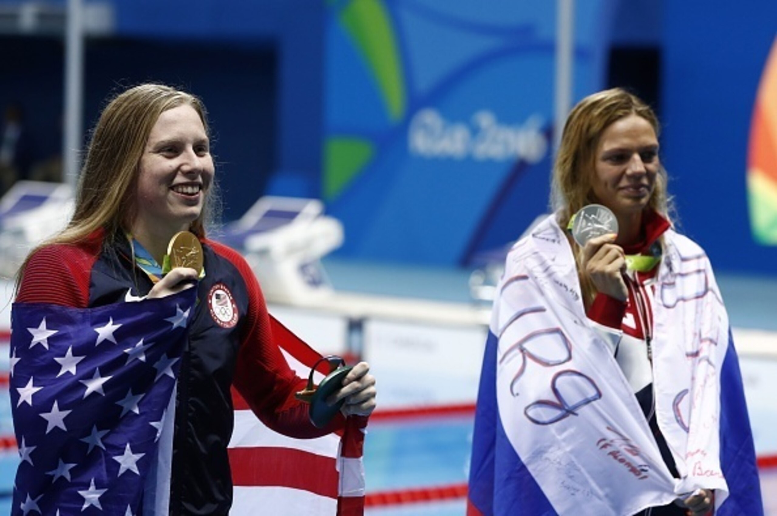 Lilly King (left) and Yulia Efimova