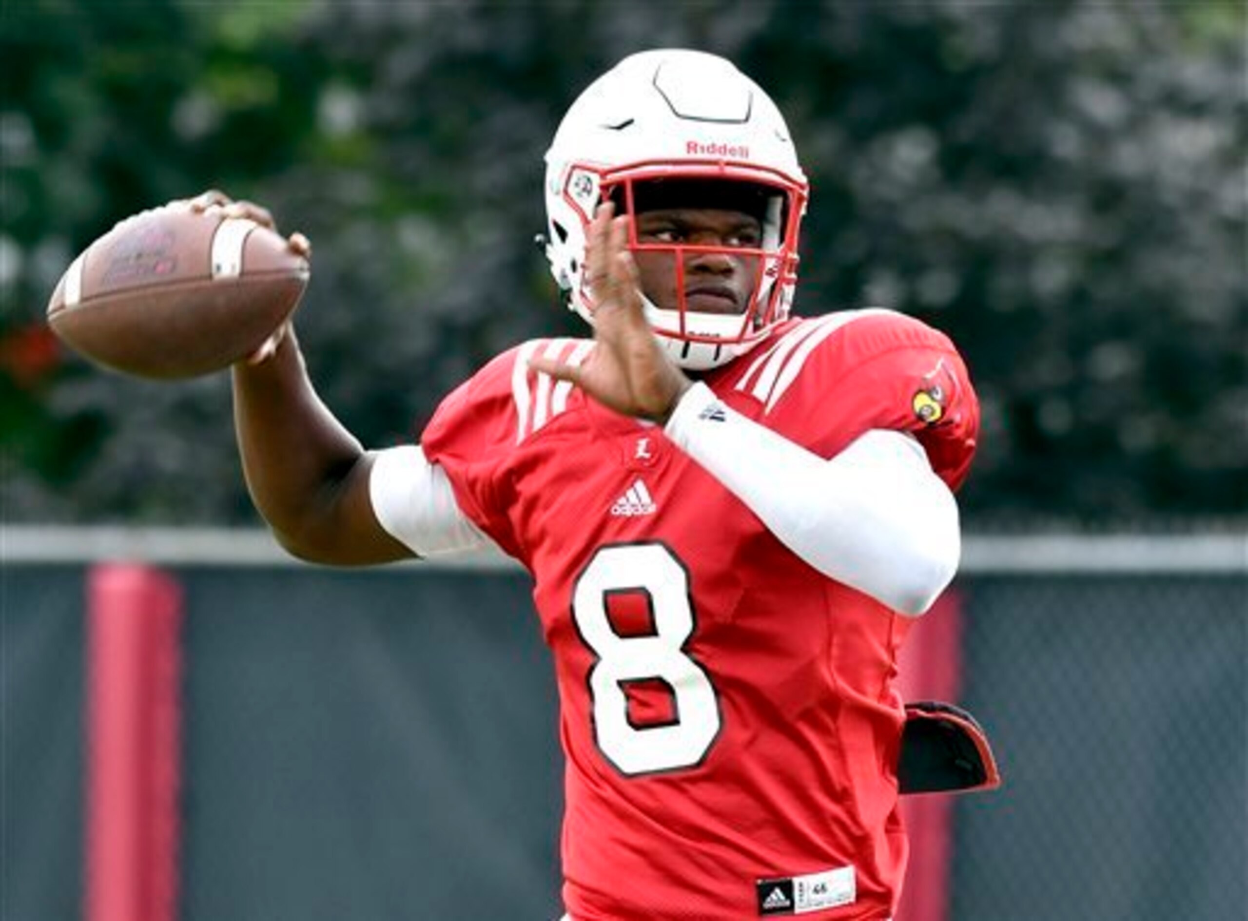 Lamar Jackson and Louisville are poised for a big season in 2016.