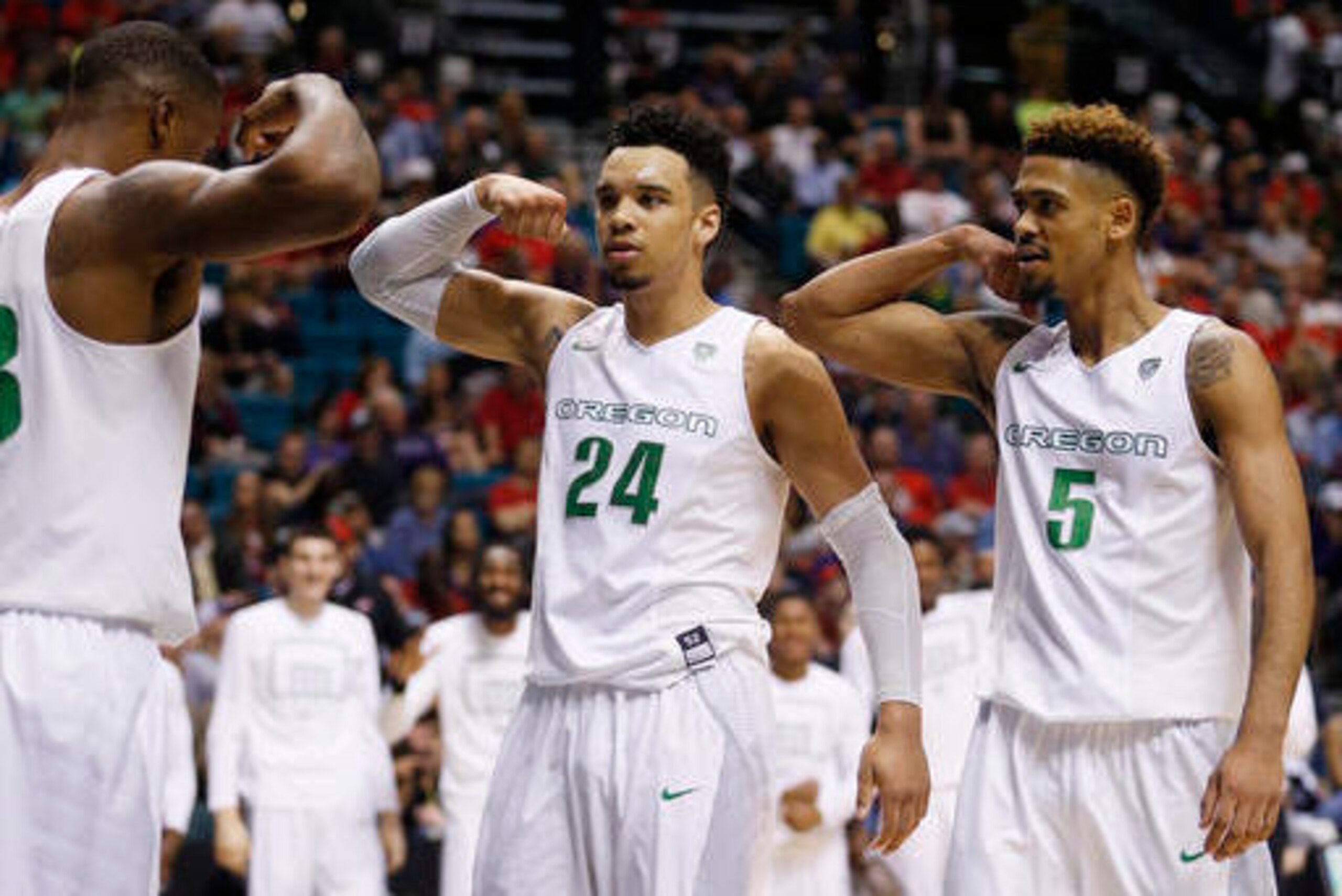 Oregon's Dillon Brooks (24) and Tyler Dorsey (5) should be flexing a lot this season.