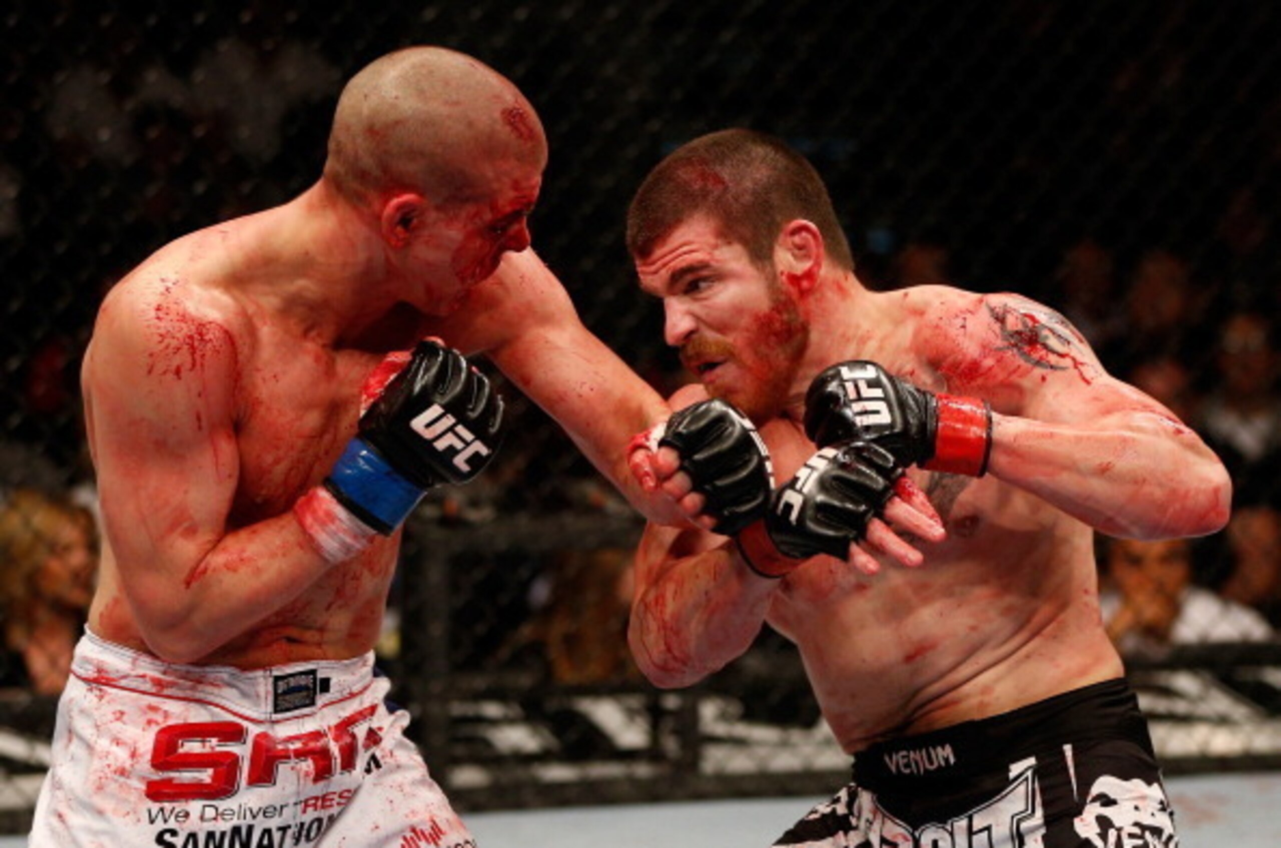 Joe Lauzon (left) and Jim Miller Joe Lauzon (left) and Jim Miller