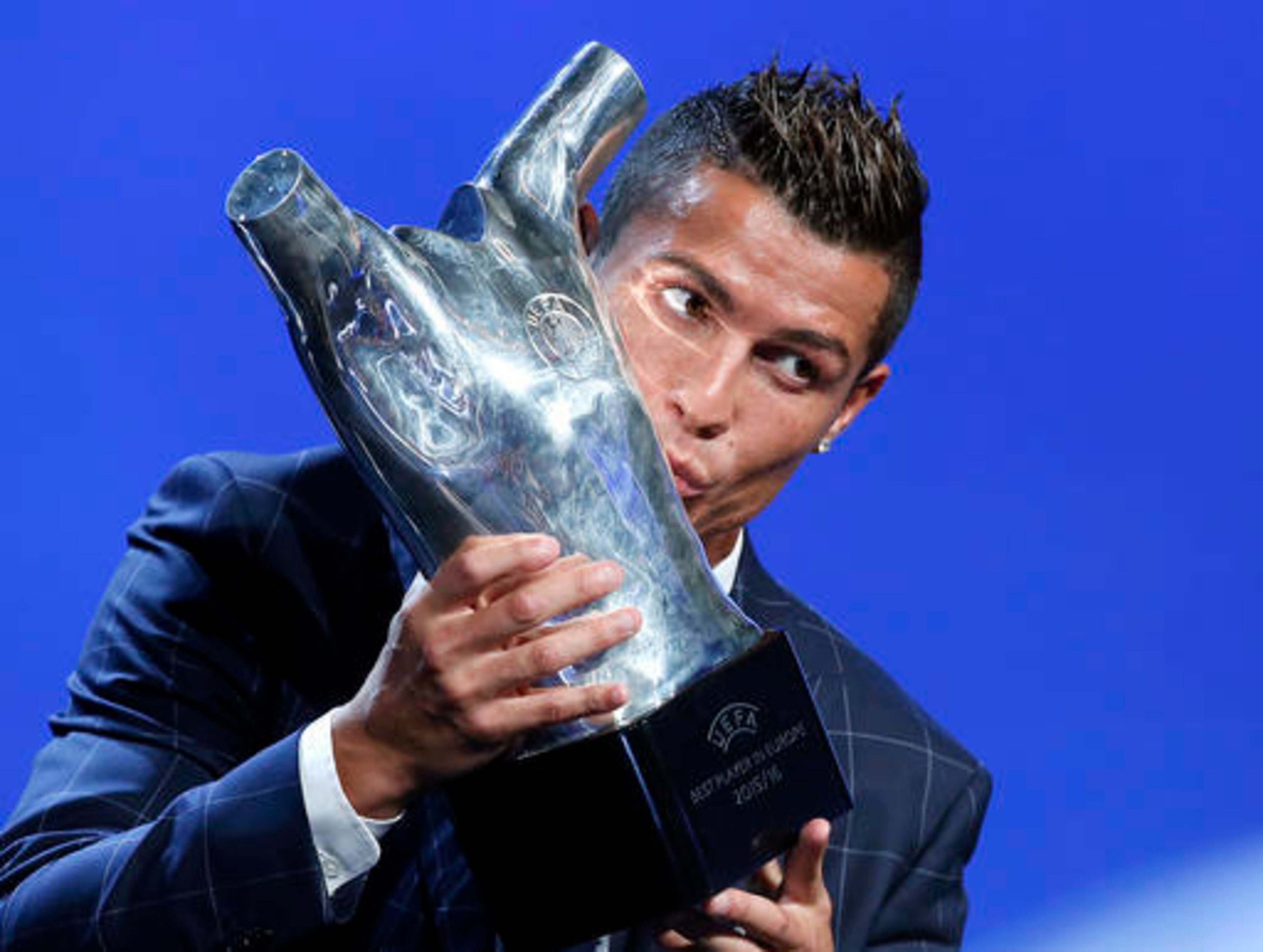 Nobody loves Cristiano Ronaldo like Cristiano Ronaldo.