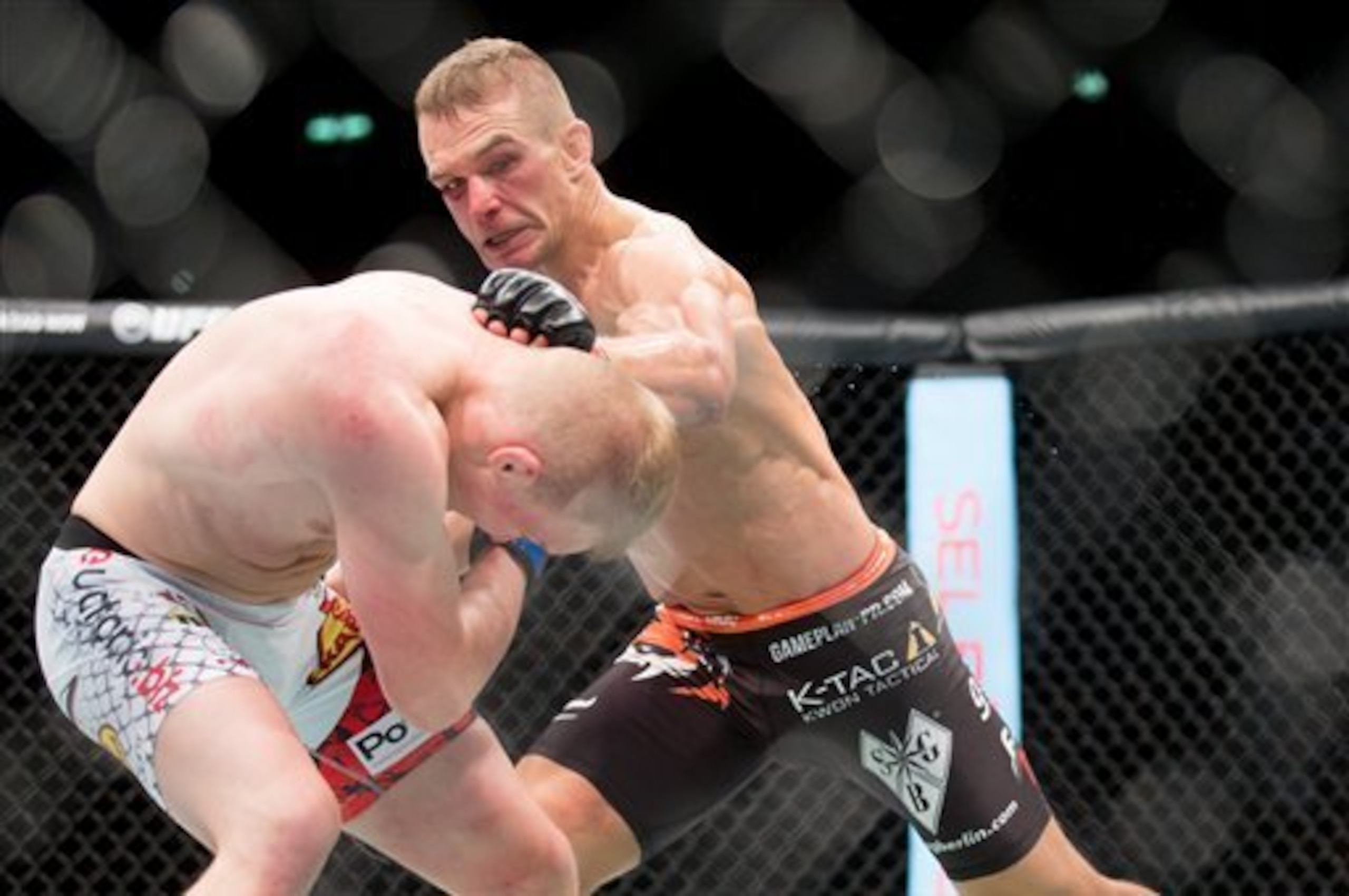 Hein fights in his native Germany for the third time in his UFC career. Hein fights in his native Germany for the third time in his UFC career.
