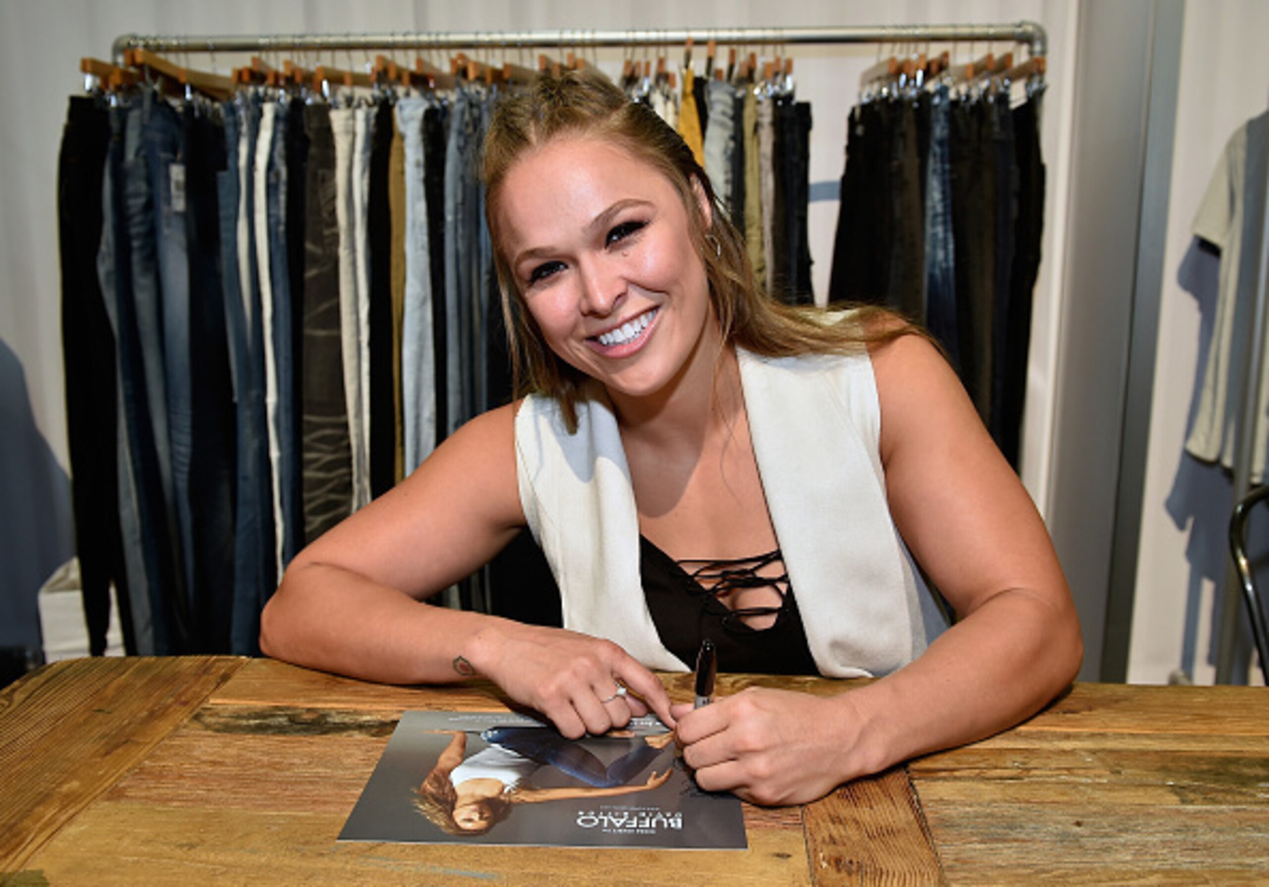 Ronda Rousey hasn't fought since November 2015. Ronda Rousey hasn't fought since November 2015.