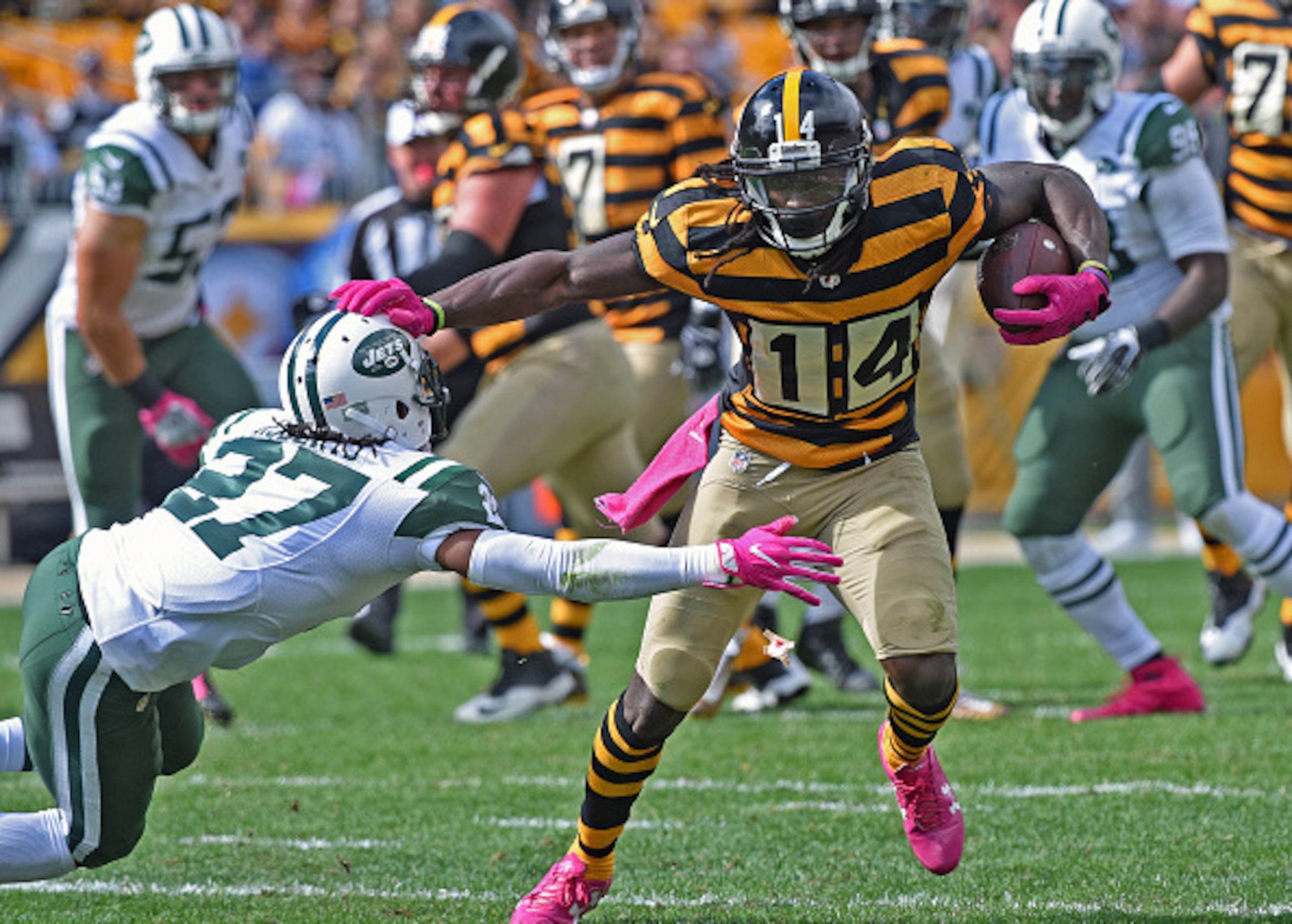 If Ben Roethlisberger is back this weekend, Sammie Coates could be a fantasy factor.