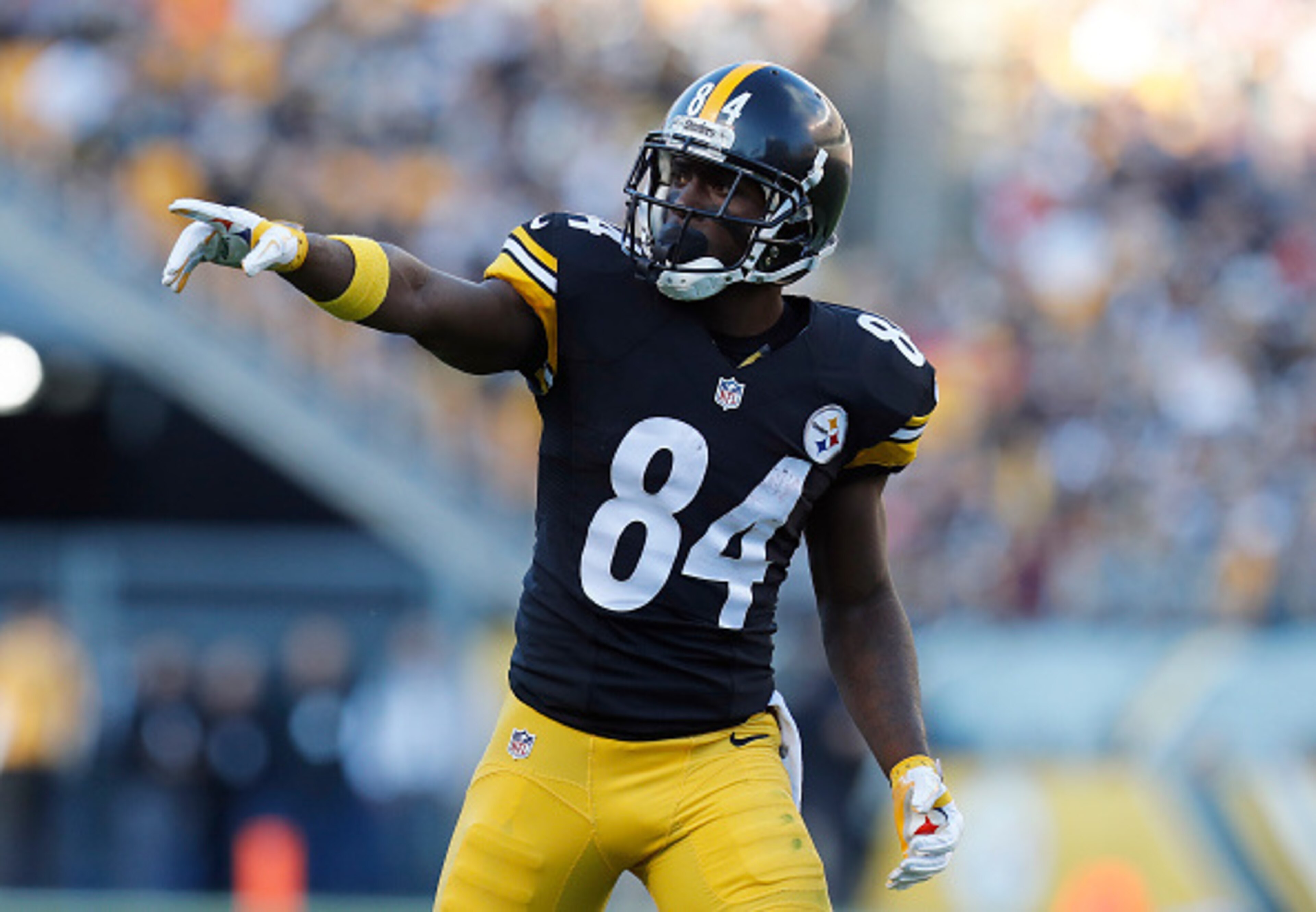 Let Antonio Brown guide you to a fantasy championship. Let Antonio Brown guide you to a fantasy championship.