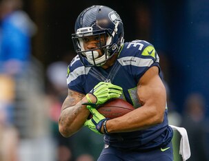 Thomas Rawls and the Seahawks should bounce back on Thursday night when the Rams visit Seattle.