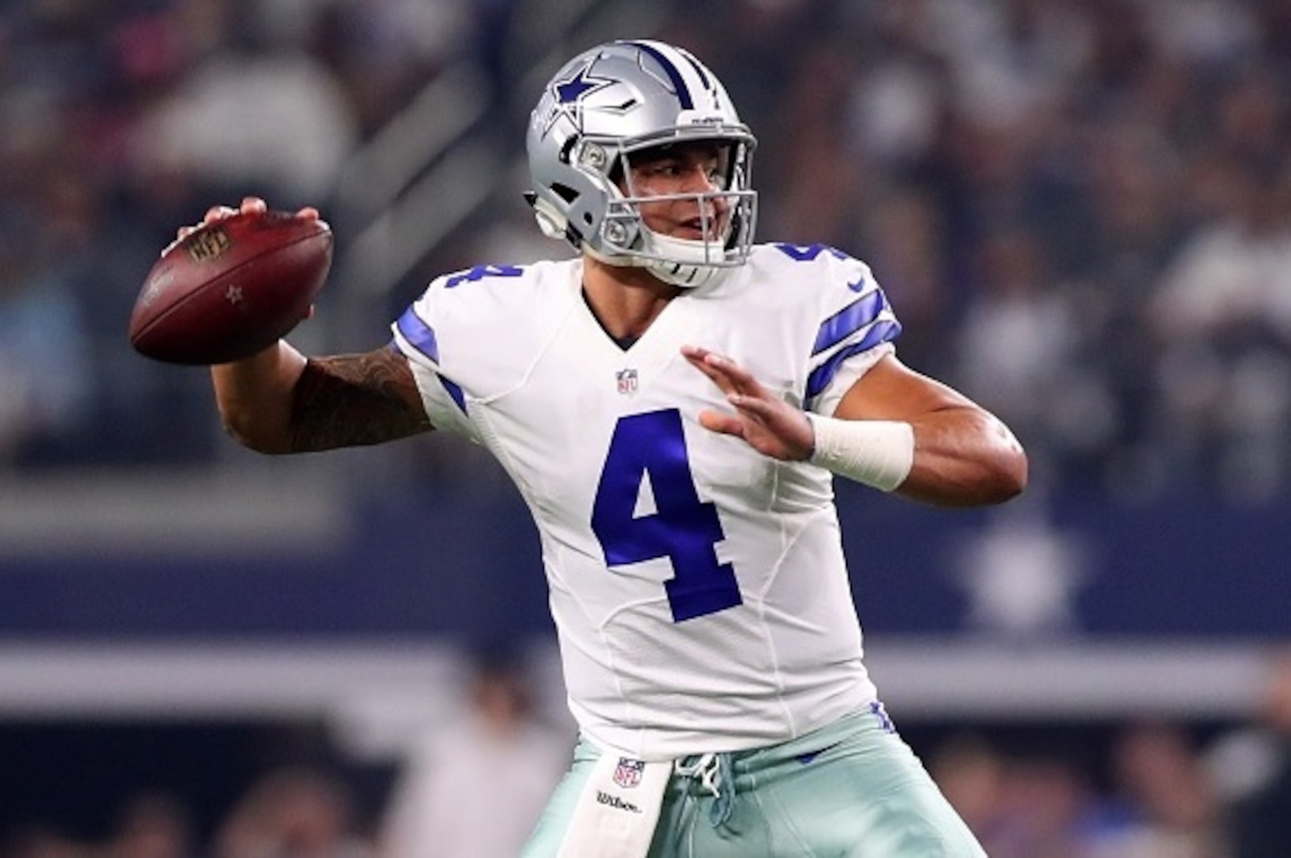 Dak Prescott played well, but also benefited from a great situation.