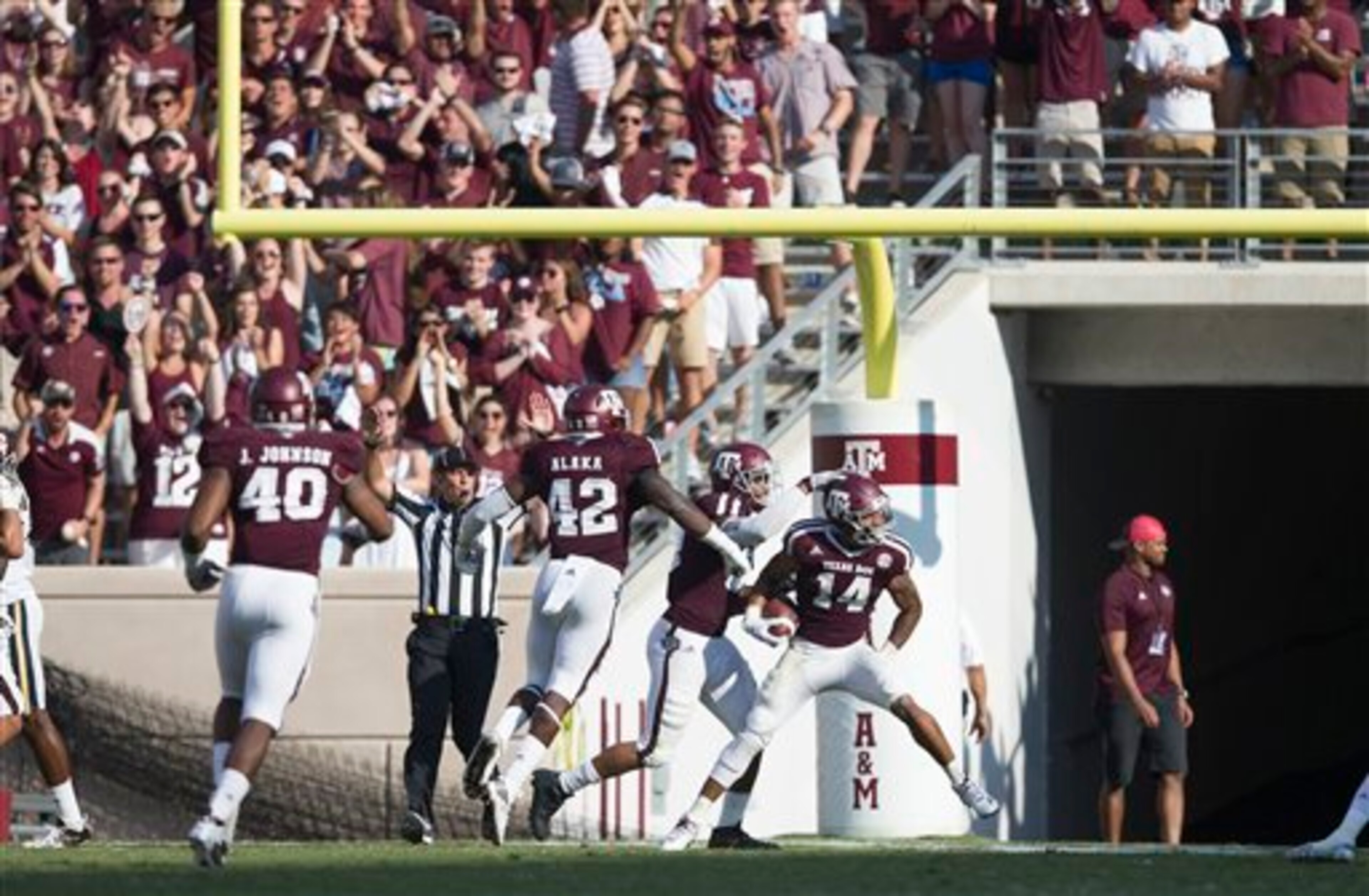 Justin Evans (No. 14). Justin Evans (No. 14).