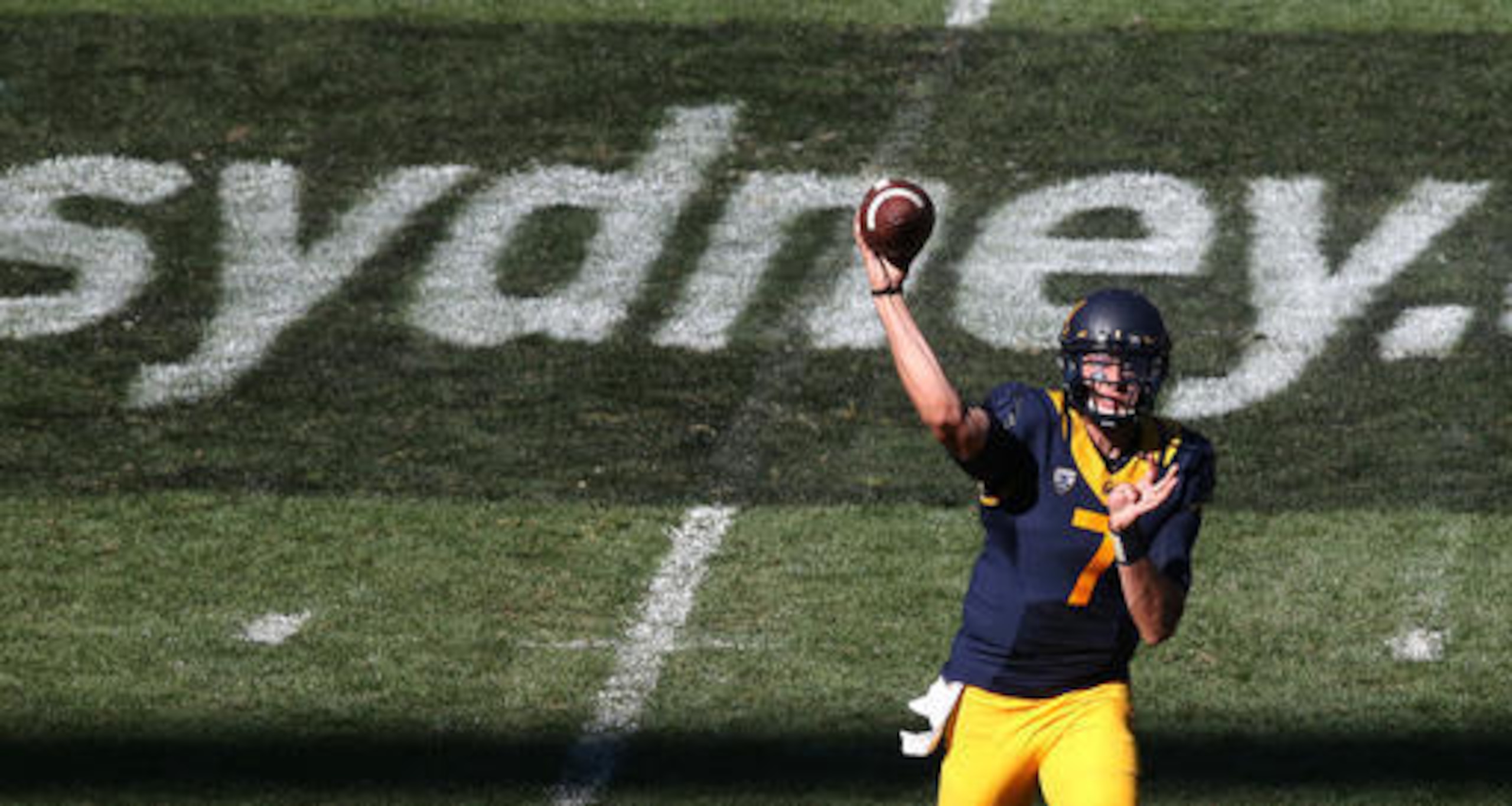 Davis Webb had a fun debut against Hawaii in Sydney.