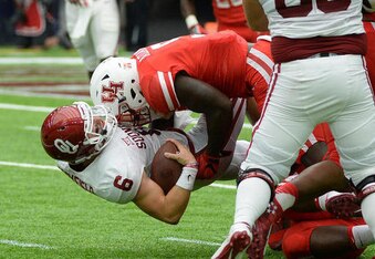 Baker Mayfield getting sacked