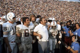 Dolphins head coach Don Shula