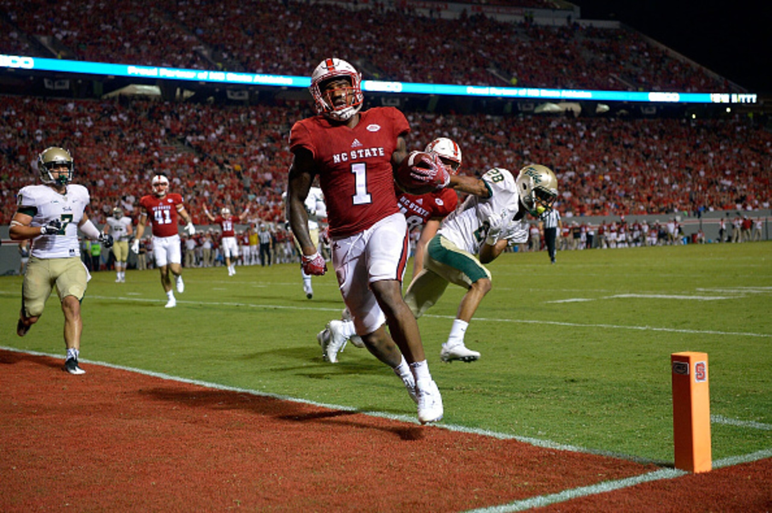 North Carolina State FB/TE Jaylen Samuels