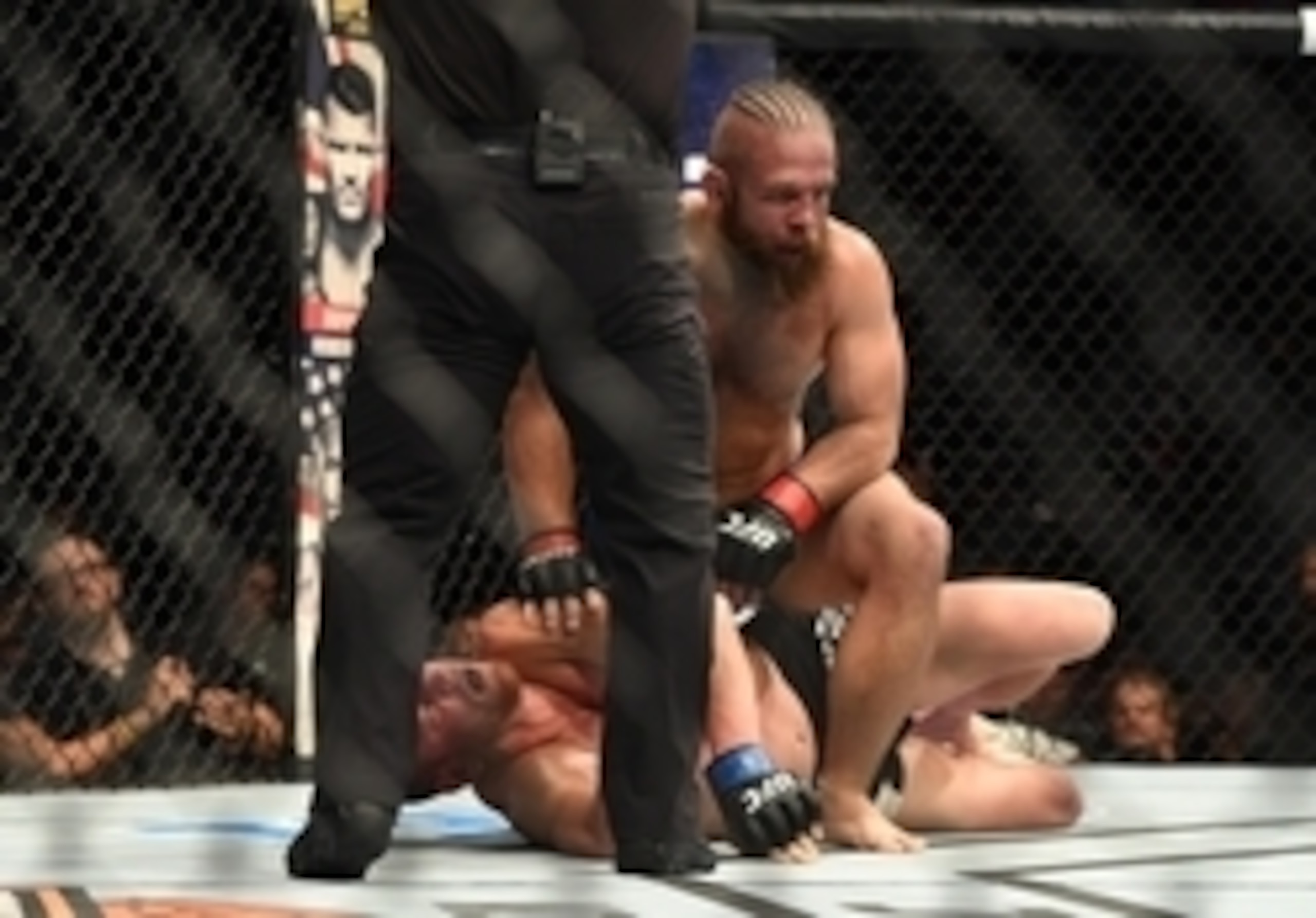 Nik Lentz (top) handled Michael McBride on the undercard.